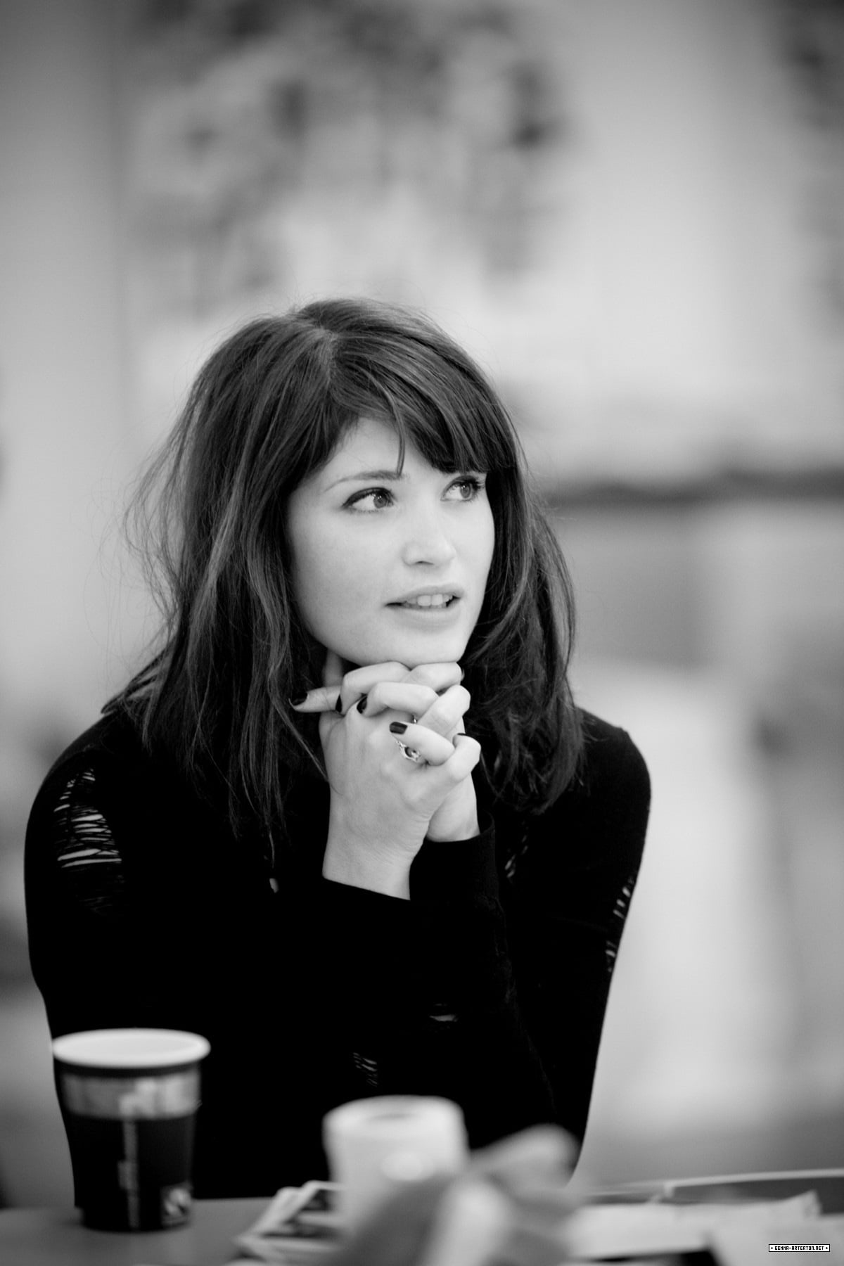 actress, hungry, s, looking at camera, adult, hairstyle, eating, young adult, lifestyles, glass, beautiful woman, drink, Gemma Arterton, portrait, one person, Phone HD Wallpaper