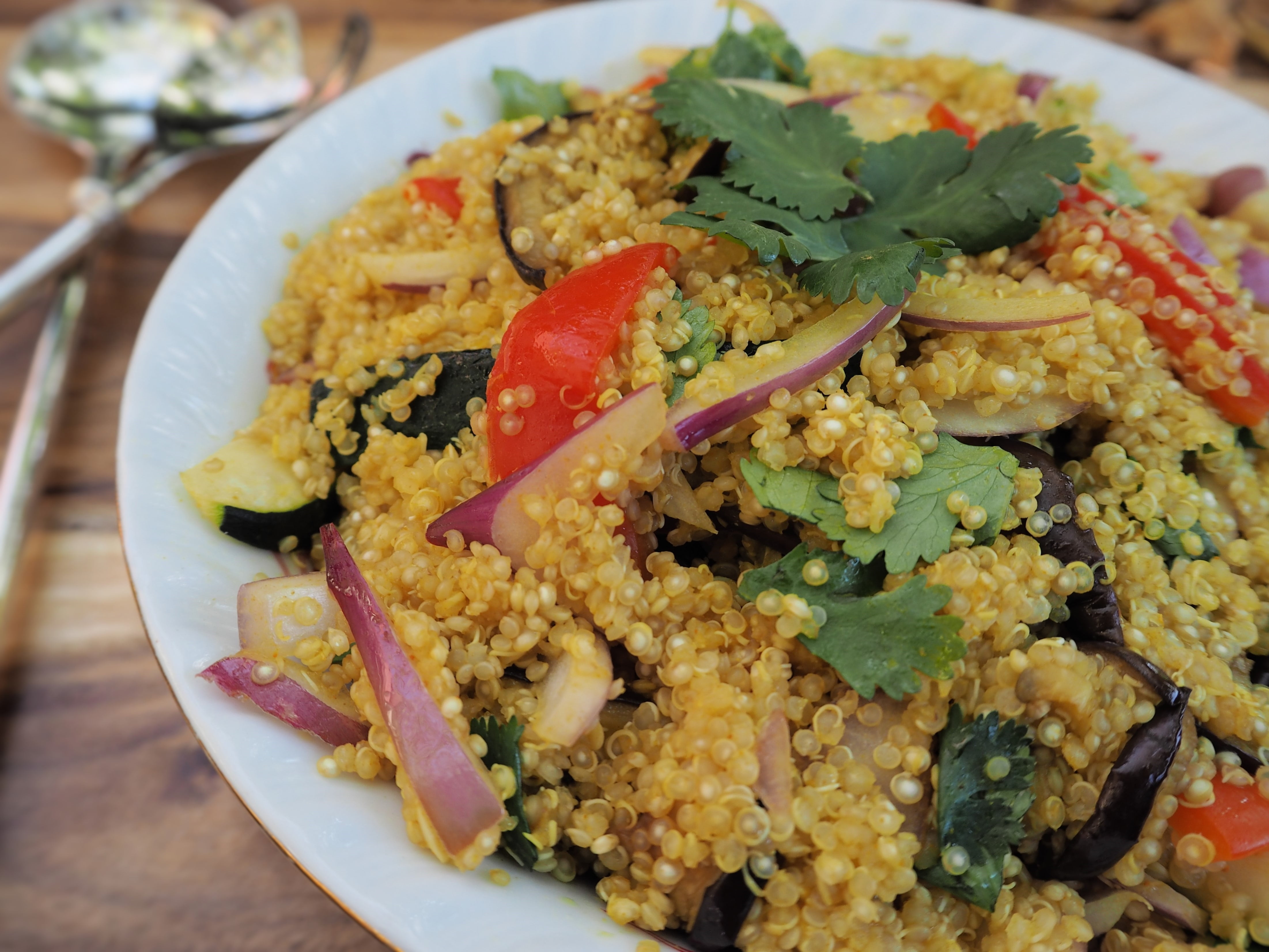food, serving size, still life, quinoa salad, cooked, spoon, dish, food and drink, freshness, bowl, wellbeing, vegetable, toppings, quinoa, rice - food staple, HD Wallpaper