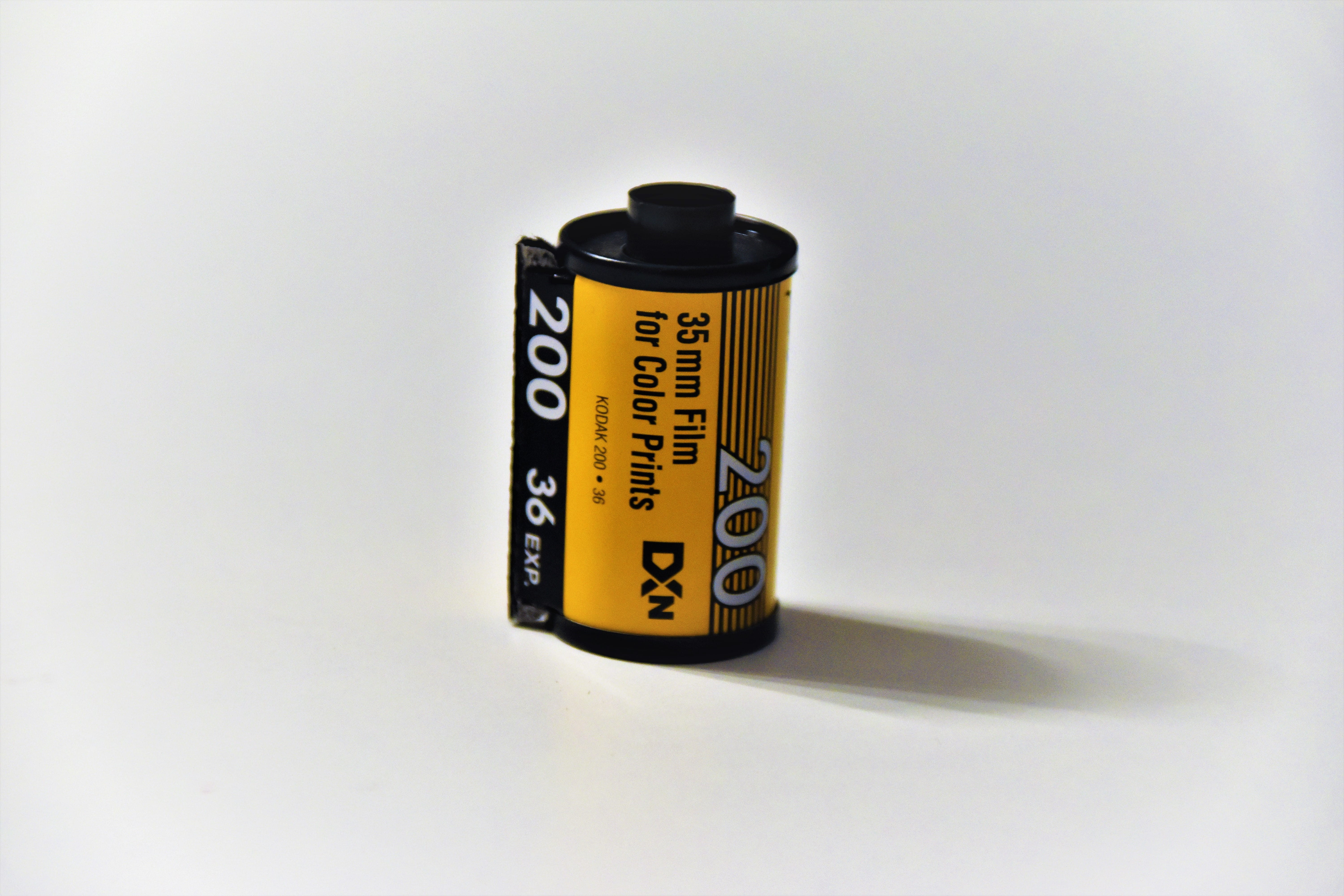film photography, studio shot, copy space, technology, simplicity, no people, brand, film, instrument of measurement, 5K, photography themes, mm, healthcare and medicine, HD Wallpaper