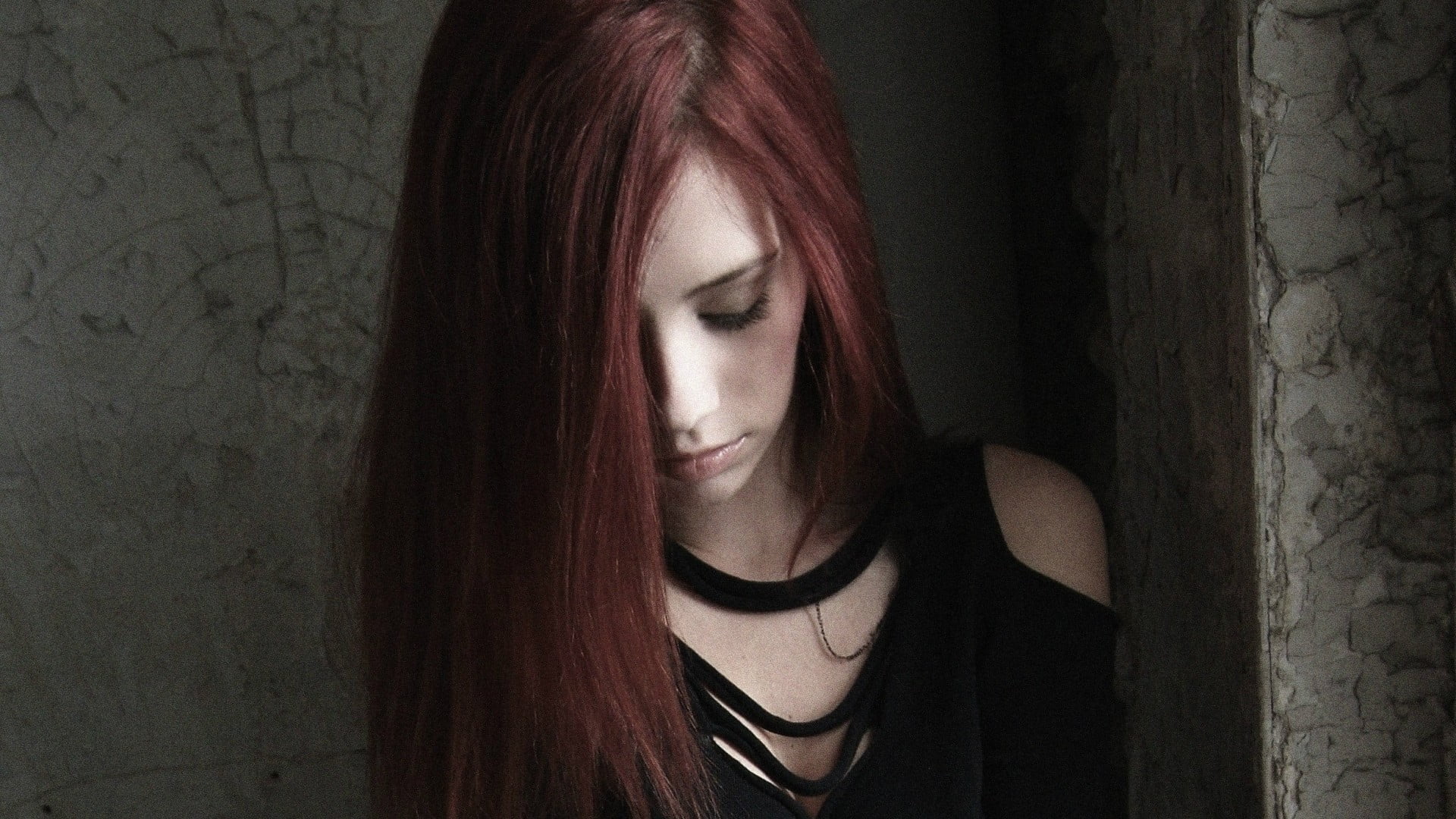 blouse, beautiful woman, front view, contemplation, s, long hair, lifestyles, indoors, one person, model, cold, hairstyle, women, Ariel Piper Fawn, headshot, HD Wallpaper
