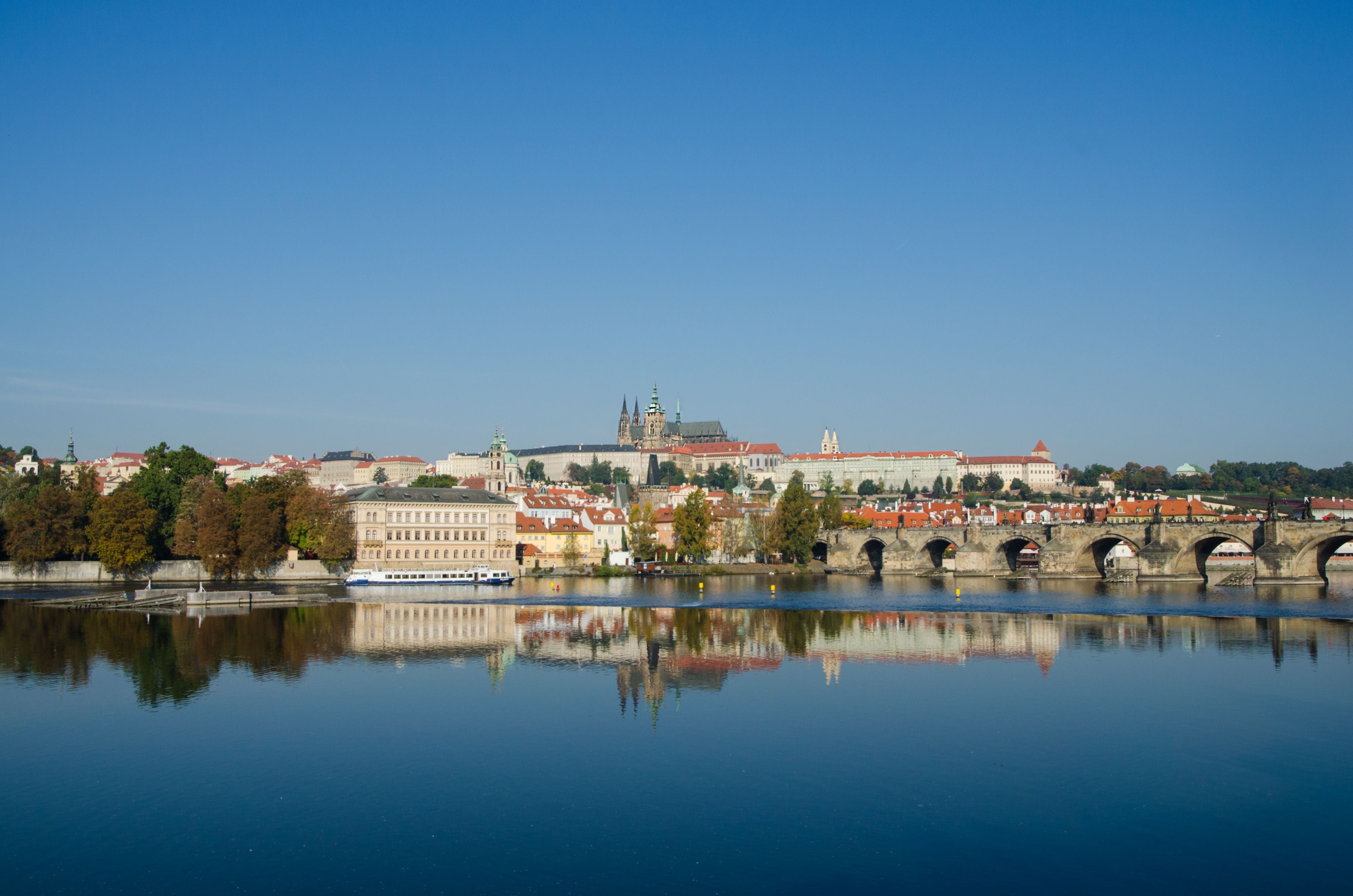 nature, panorama, river, no people, hradčany, water, castle, place of worship, travel destinations, praha, clear sky, places of interest, old town, blue, HD Wallpaper