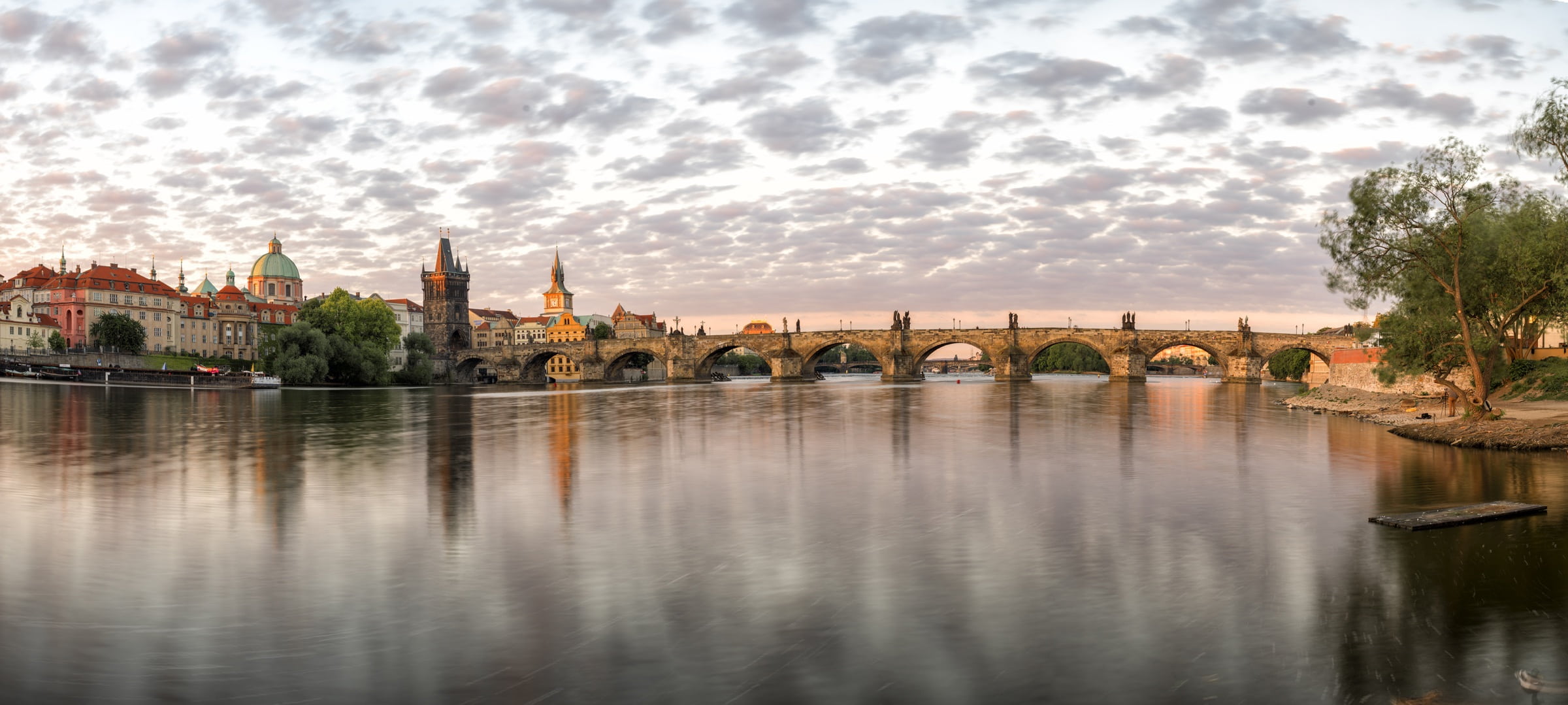 building, urban Scene, gothic style, river, prague, connection, history, concrete, arch bridge, charles bridge, vltava River, cityscape, water, reflection, HD Wallpaper