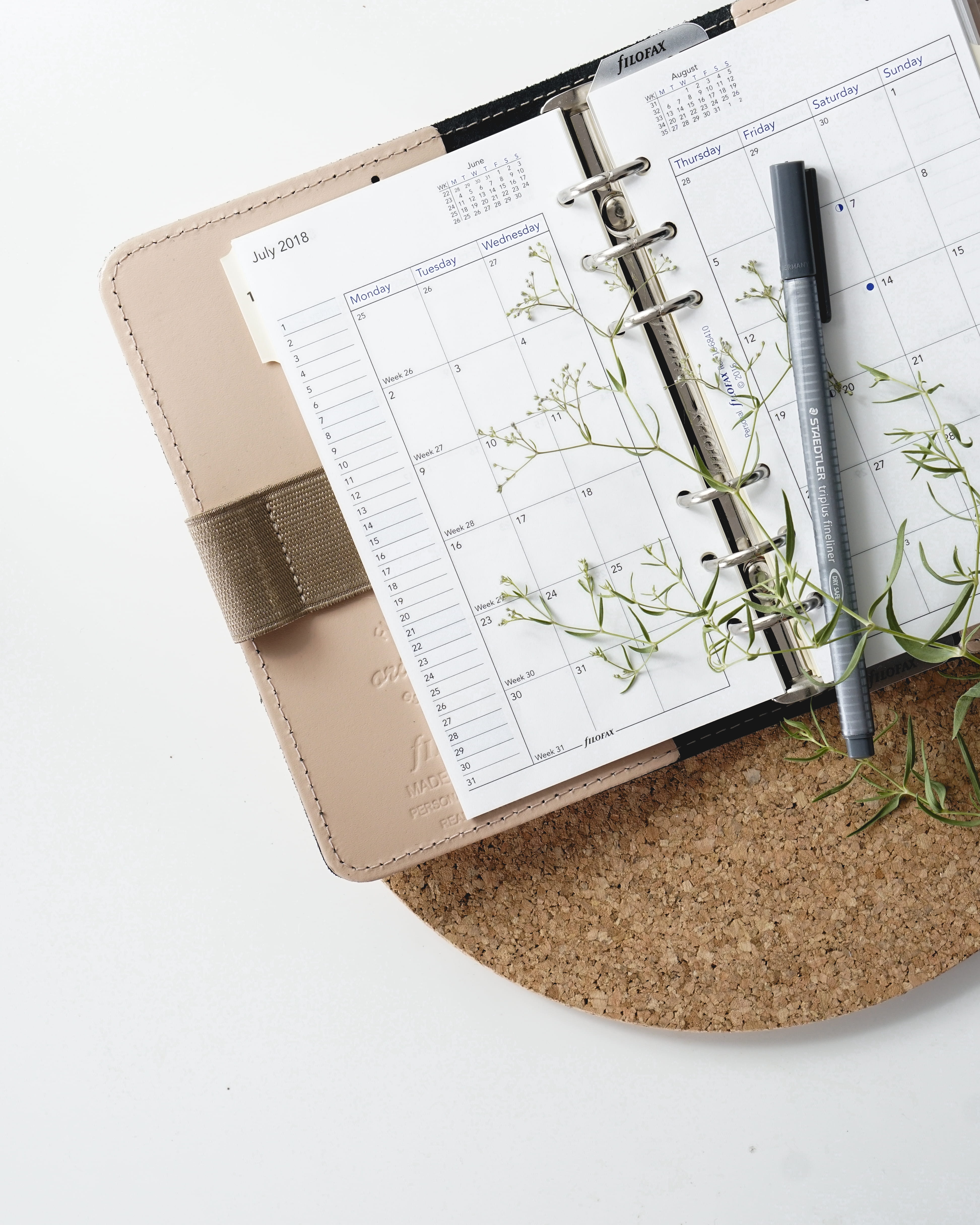 black, original, no people, table, filofax, still life, healthcare and medicine, white color, design, number, plant, copy space, planning, close-up, productivity, Phone HD Wallpaper