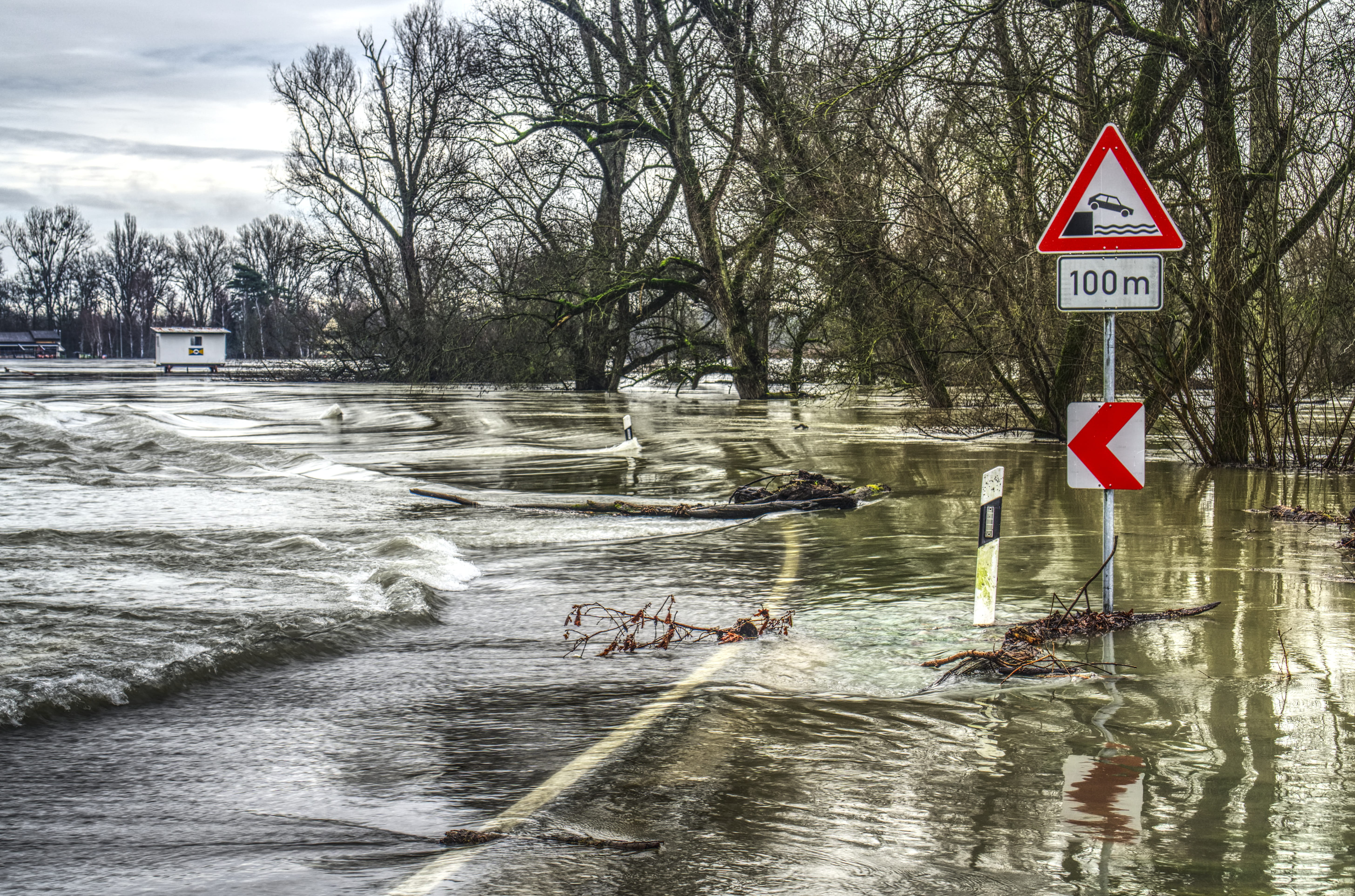 outdoors, attention, underwater, flood, waters, 5K, communication, warning sign, note, high water, hdr, shield, watch, road sign, nature, western script, HD Wallpaper