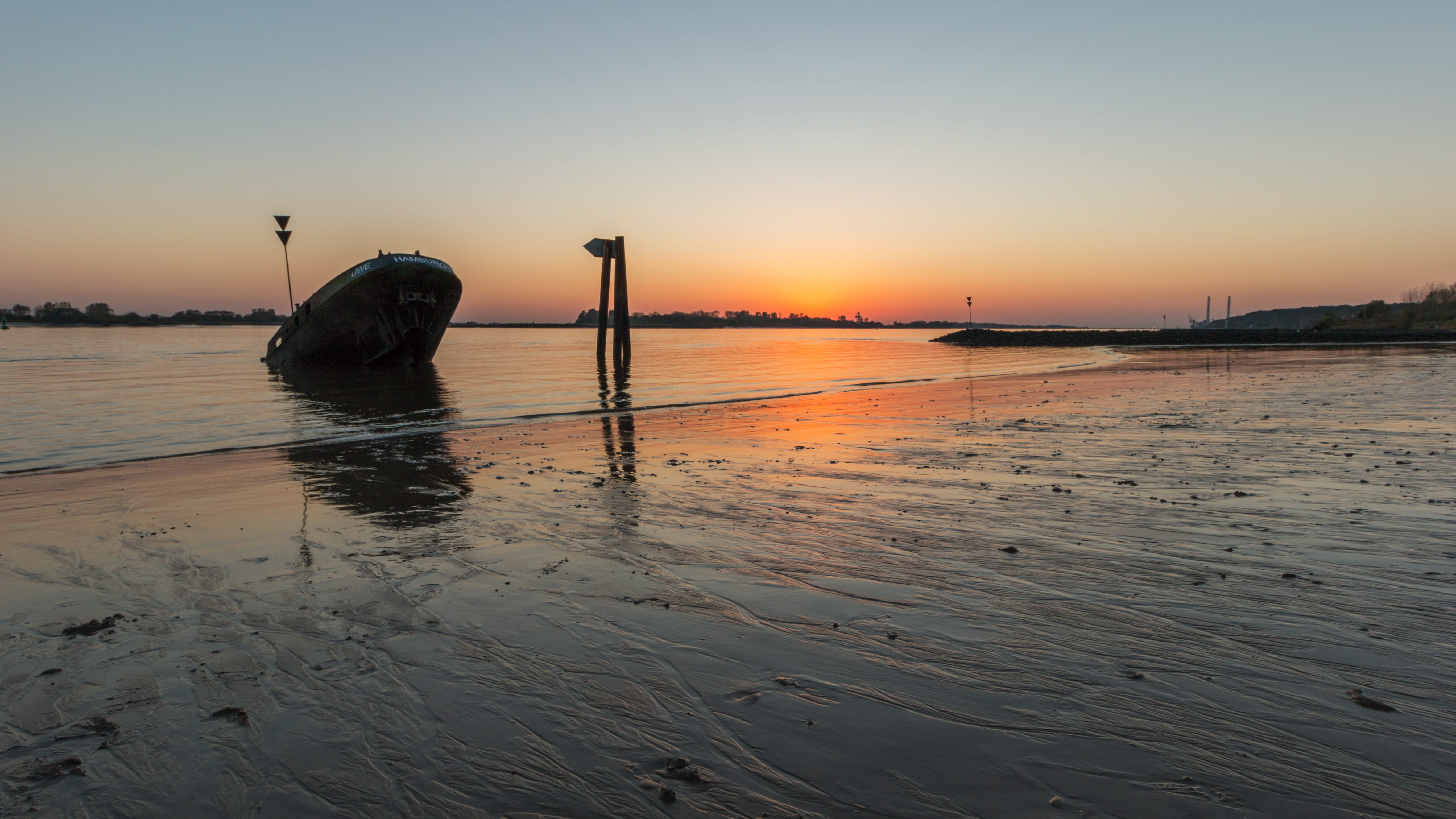 scenics - nature, stainless, outdoors, sea, no people, tranquility, port city, tranquil scene, orange color, land, ship, sky, nautical vessel, elbe, wreck, HD Wallpaper