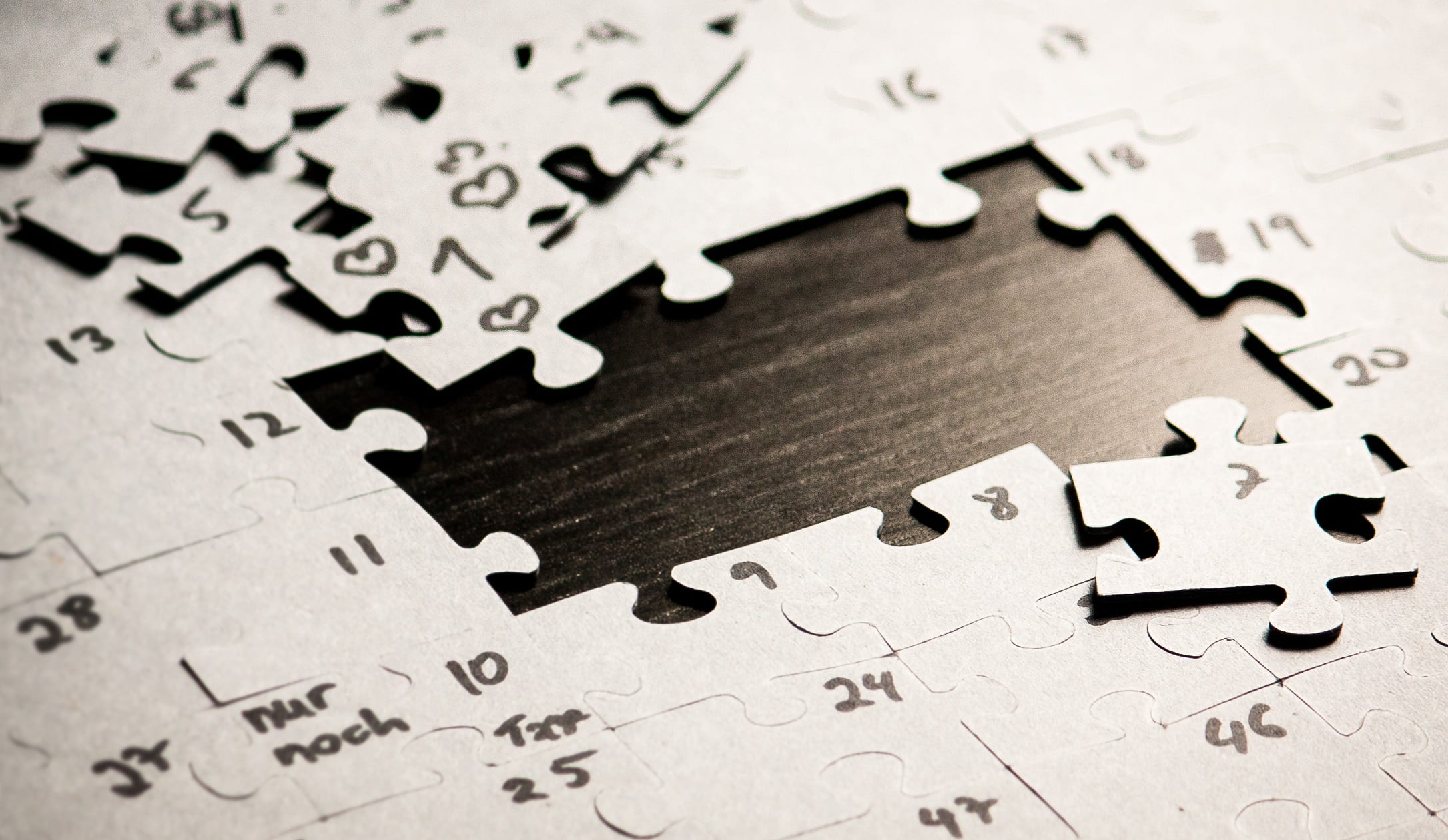 expectation, leisure games, solution, puzzle piece, no people, longing, leisure activity, close-up, white, problem, full frame, relaxation, 1080P, puzzle, HD Wallpaper