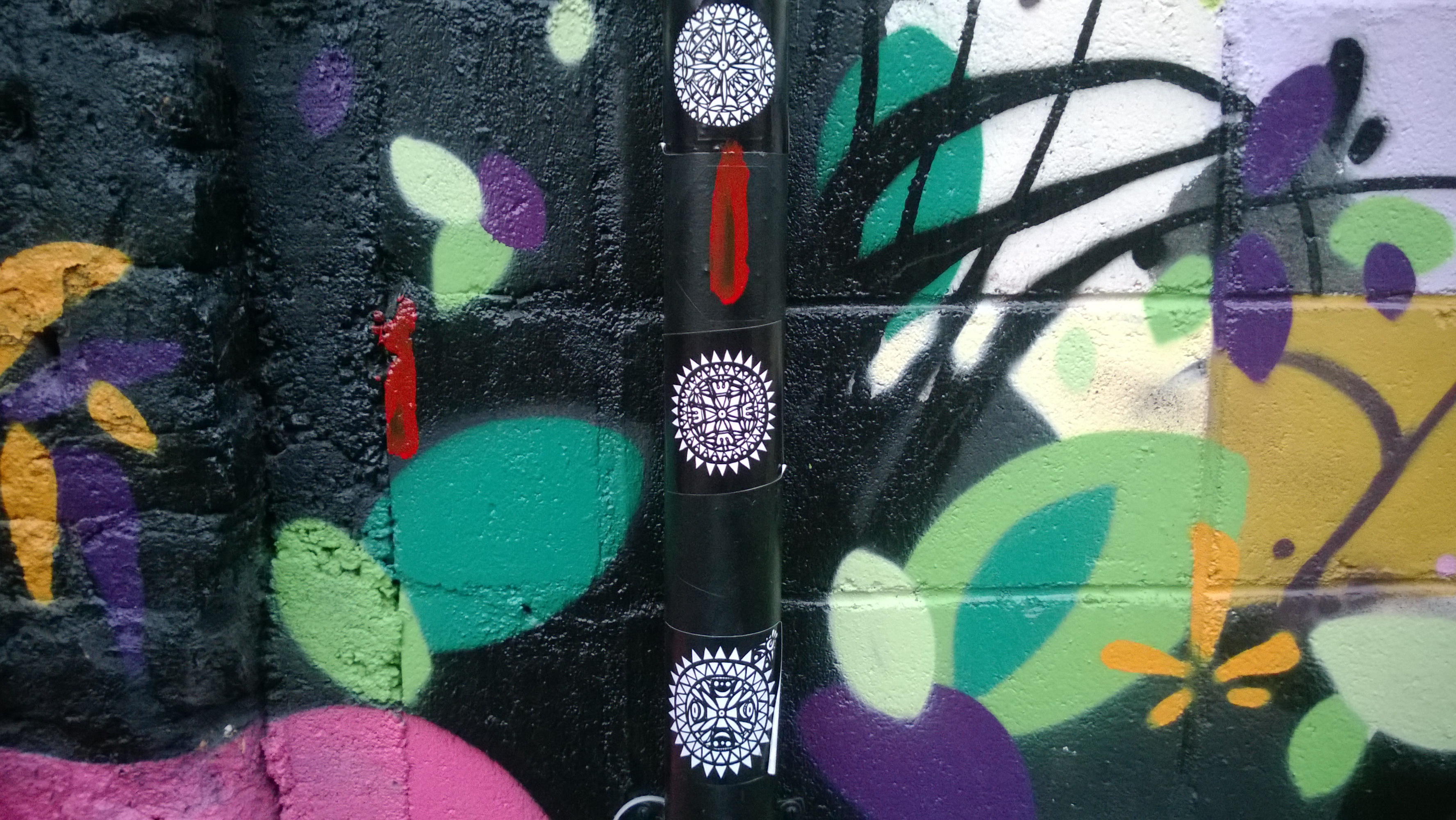 outdoors, architecture, ballpen, textured, paint, intervention, são paulo, urban, hand-drawn, close-up, wall - building feature, no people, wall, graffiti, HD Wallpaper