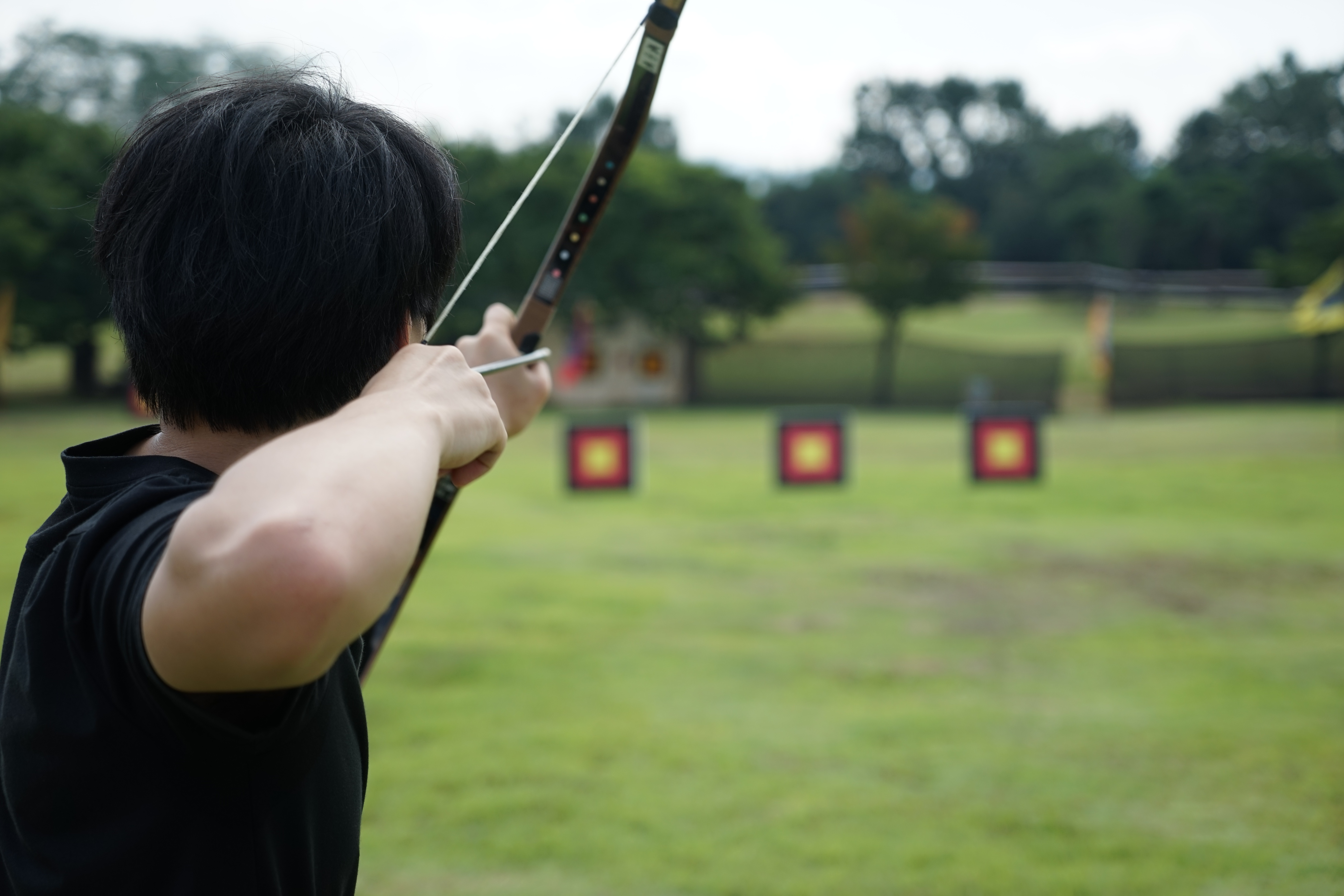 day, using, real people, plant, one person, bow, standing, the neck of the uterus, traditional bow, 5K, waist up, focus, holding, fire, sport, hairstyle, HD Wallpaper