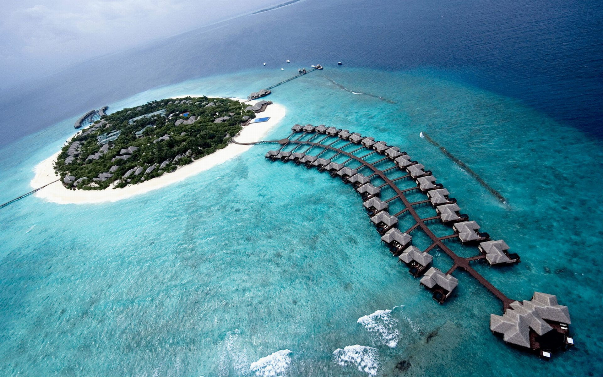 island, indonesia, drone, sea, maldives, view, gan, resort, arabian, addu, 1080P, city, hd, HD Wallpaper