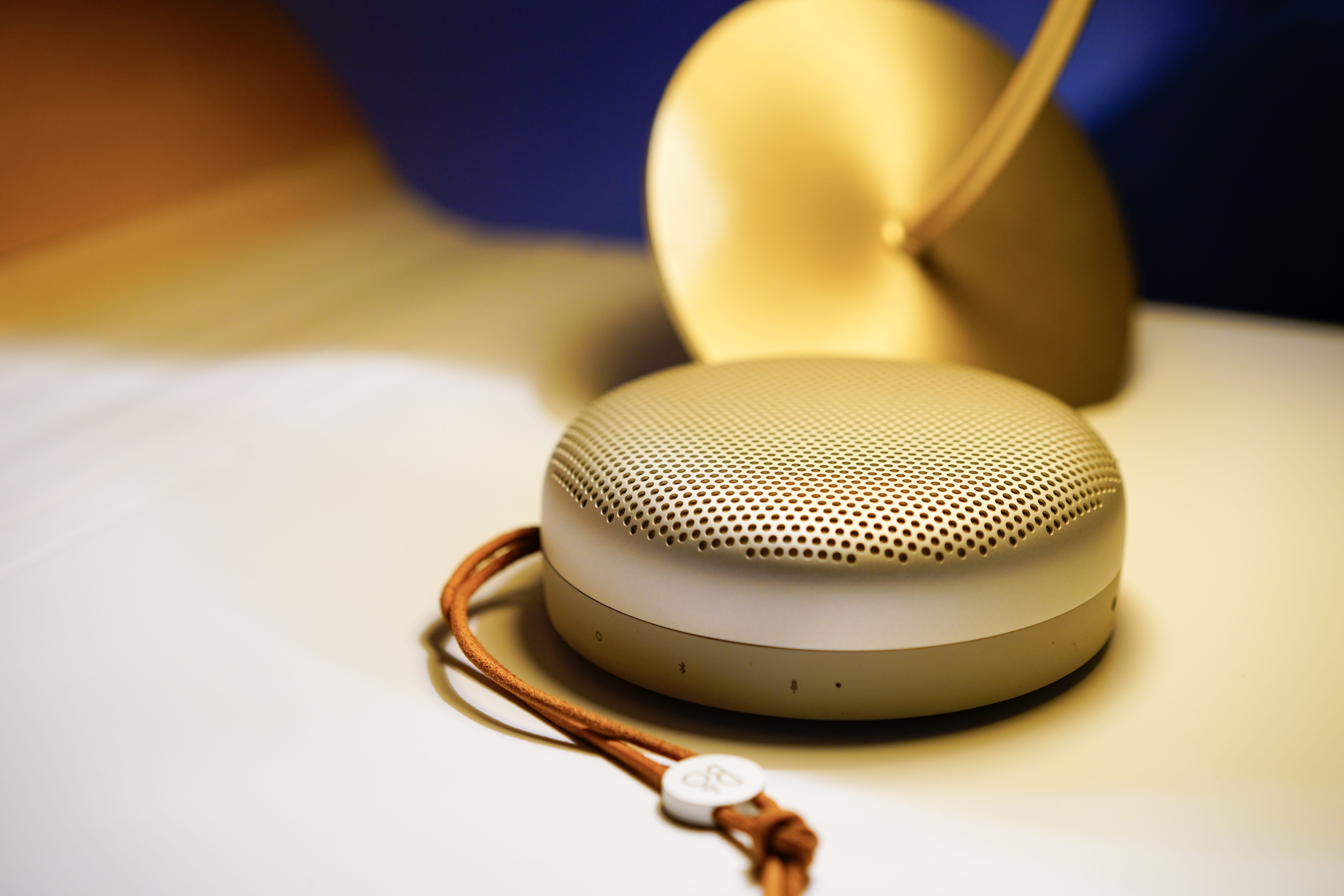 focus on foreground, white, listen, speaker, microphone, arts culture and entertainment, indoors, audio speaker, hat, headset, home, single object, music, HD Wallpaper