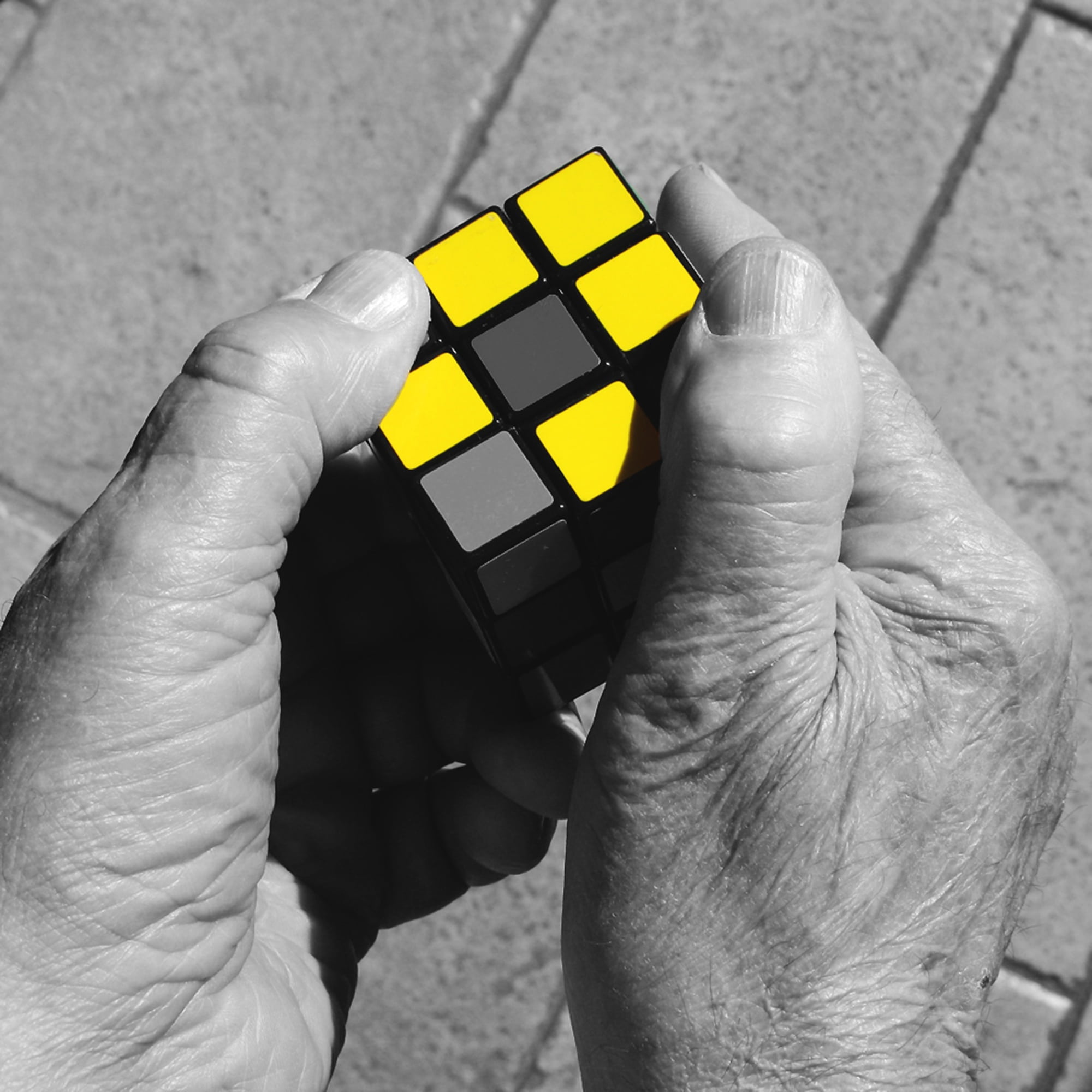 body part, lifestyles, 1080P, leisure activity, rubiks cube, human limb, close-up, s, colors, human hand, human body part, memories, human finger, indoors, Phone HD Wallpaper