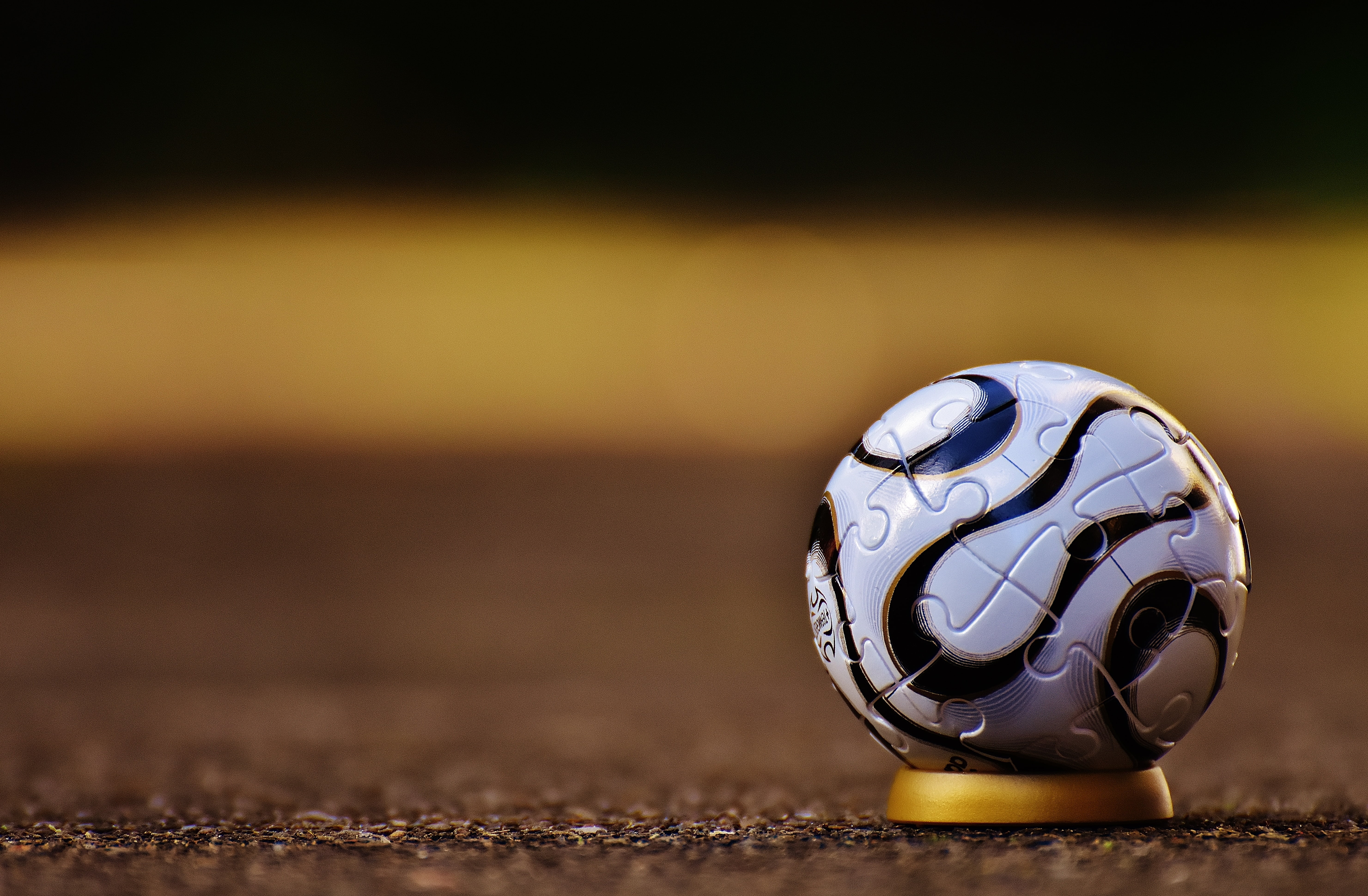 depression - sadness, close-up, old, puzzle, puzzle piece, ball, sport, small, selective focus, wood - material, sports equipment, copy space, indoors, HD Wallpaper