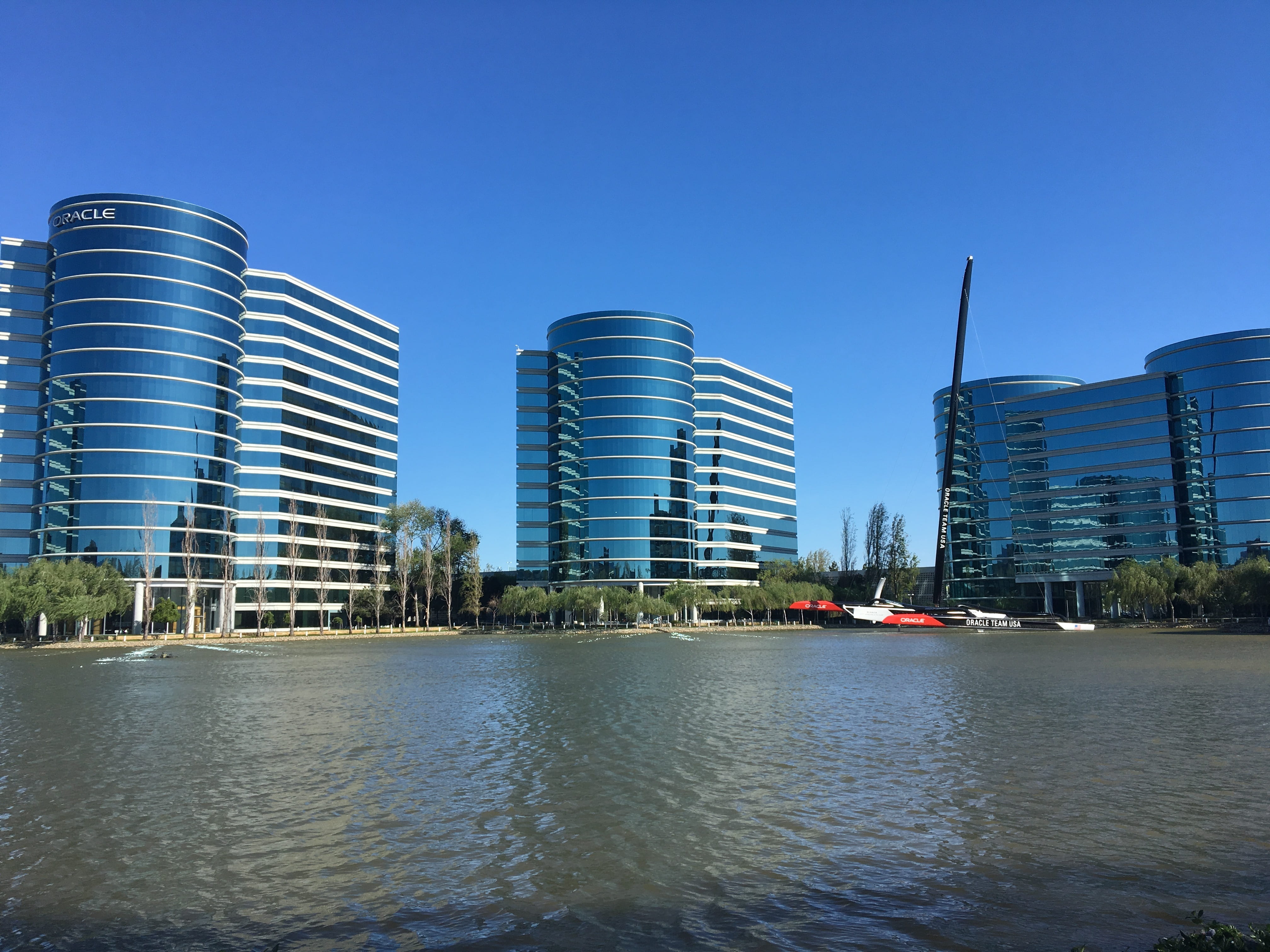 outdoors, reflection, nature, clear sky, modern, skyscraper, office, no people, architecture, cityscape, built structure, oracle, water, travel destinations, HD Wallpaper
