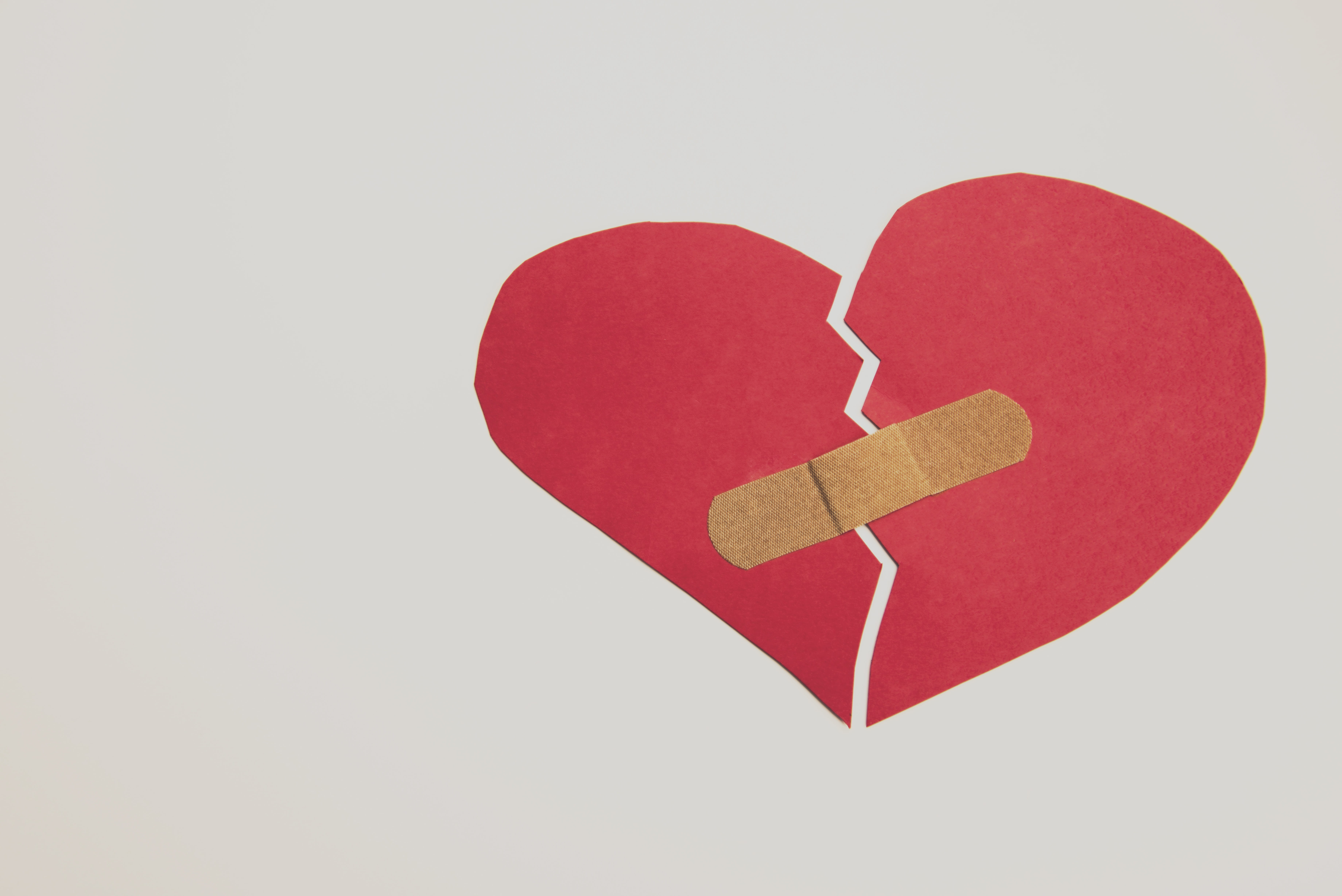 grief, paper, love, band, copy space, red, close-up, aid, 5K, torn, sadness, indoors, dating, broken heart, heterosexual couple, heart, studio shot, band-aid, HD Wallpaper