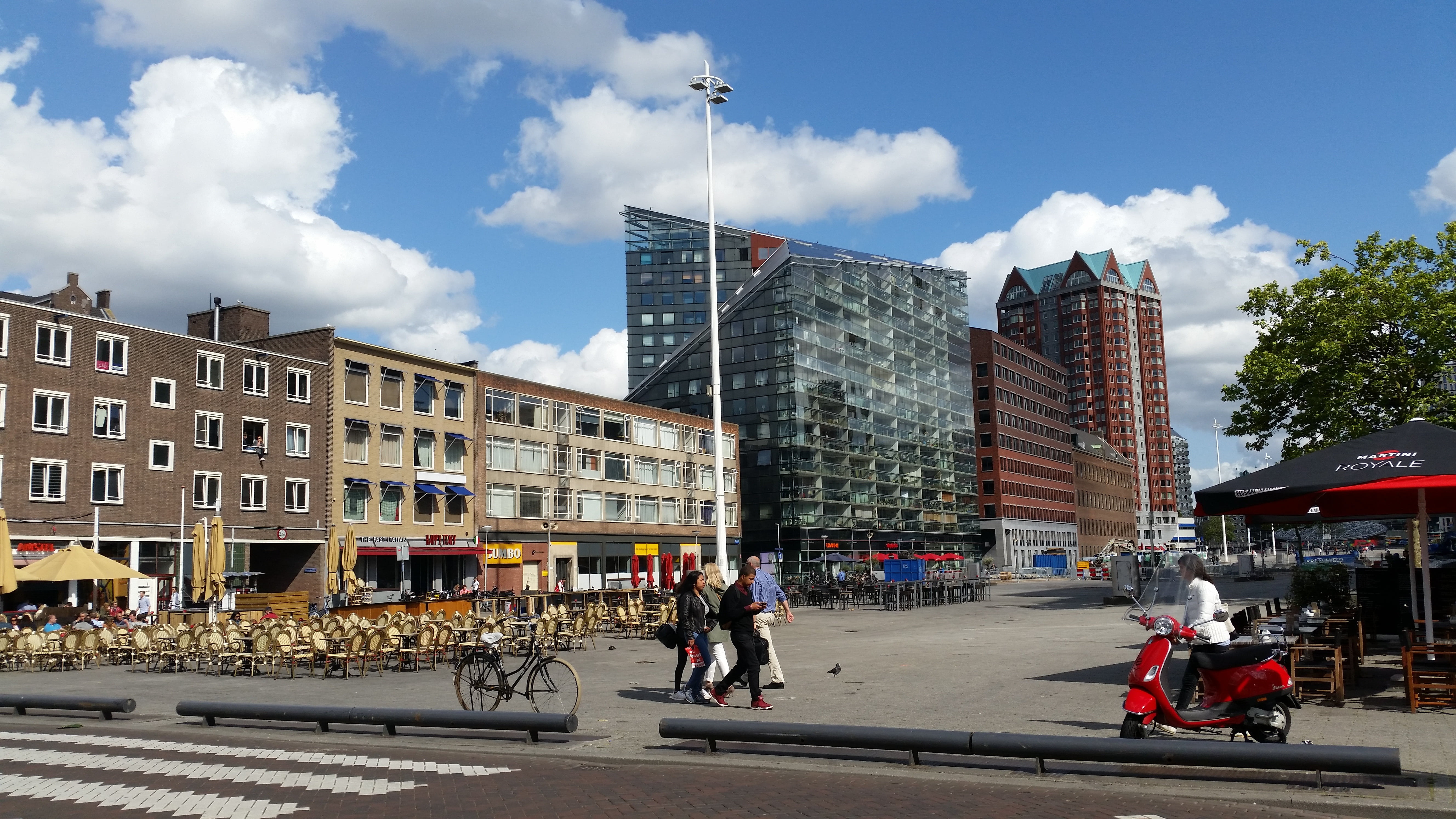 sky, considers, binnenrotte, group of people, building exterior, built structure, office building exterior, city life, bicycle, transportation, building, HD Wallpaper