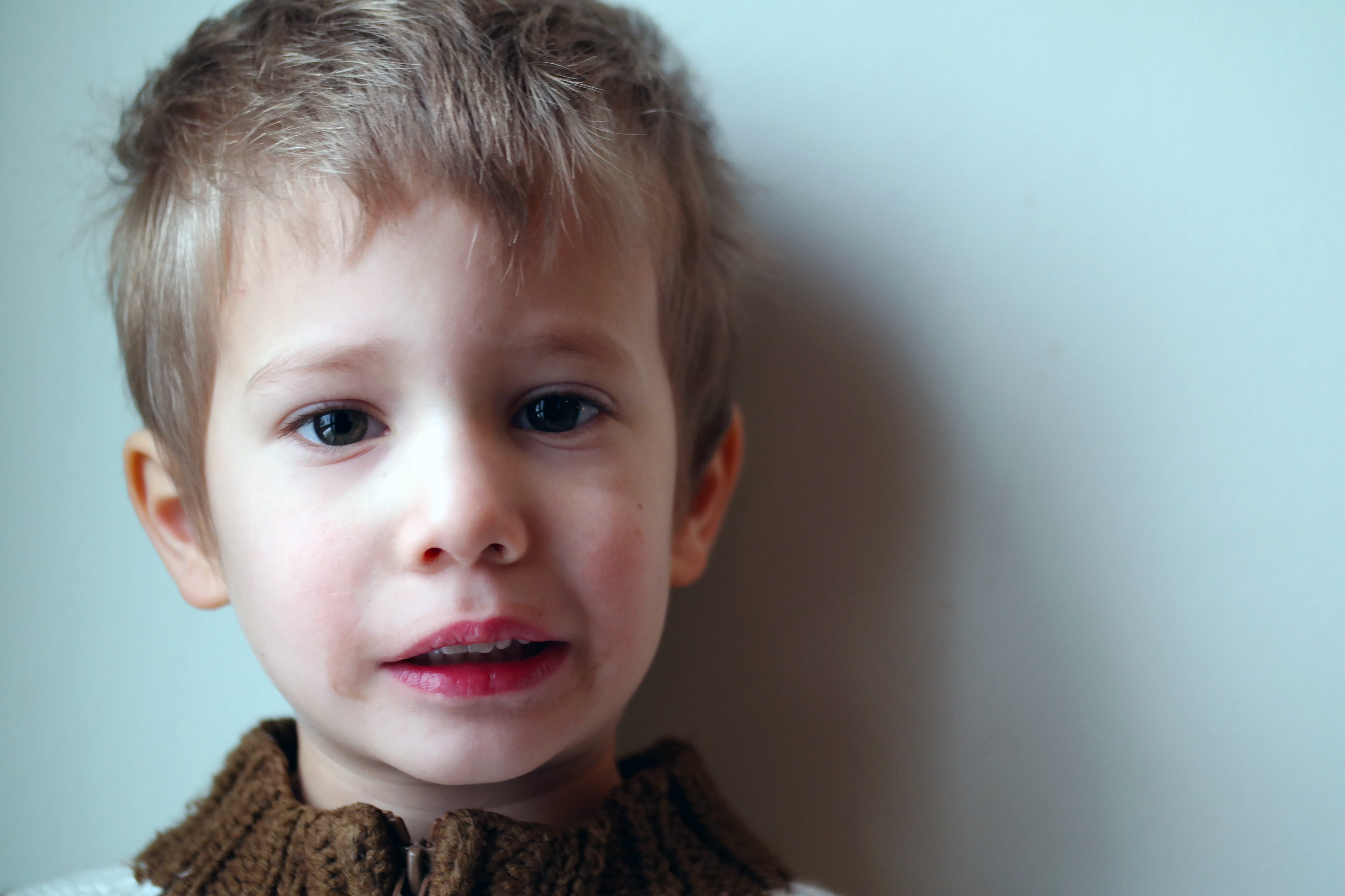 childhood, toddler, kid, wall - building feature, males, one person, is watching, men, facial, human face, front view, real people, gotta love, sweet, indoors, HD Wallpaper