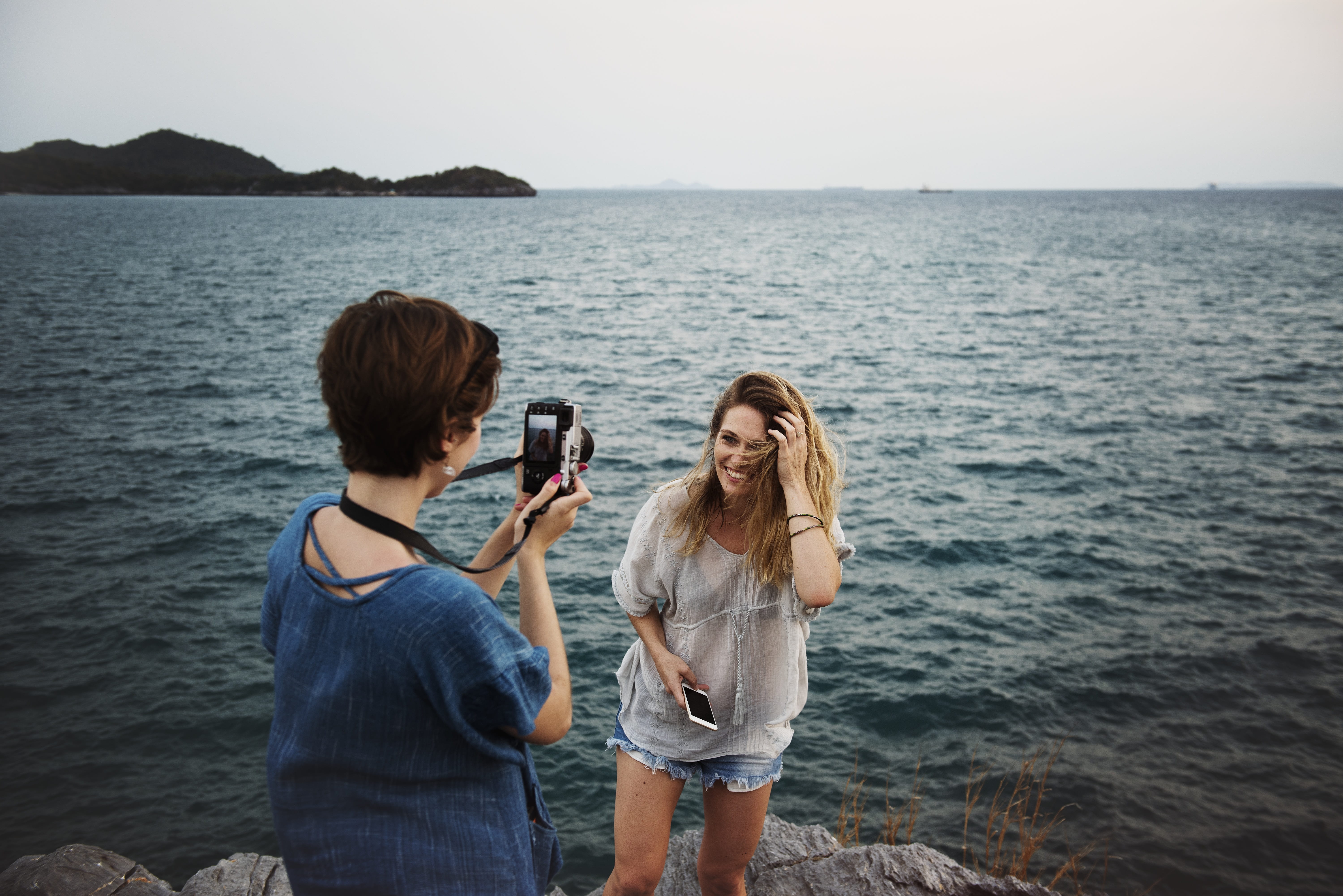 vacation, smile, another, photography, recreation, women, nature, tranquil scene, body, haired, young, tourism, dom, rest, girlfriends, shore, peaceful, HD Wallpaper