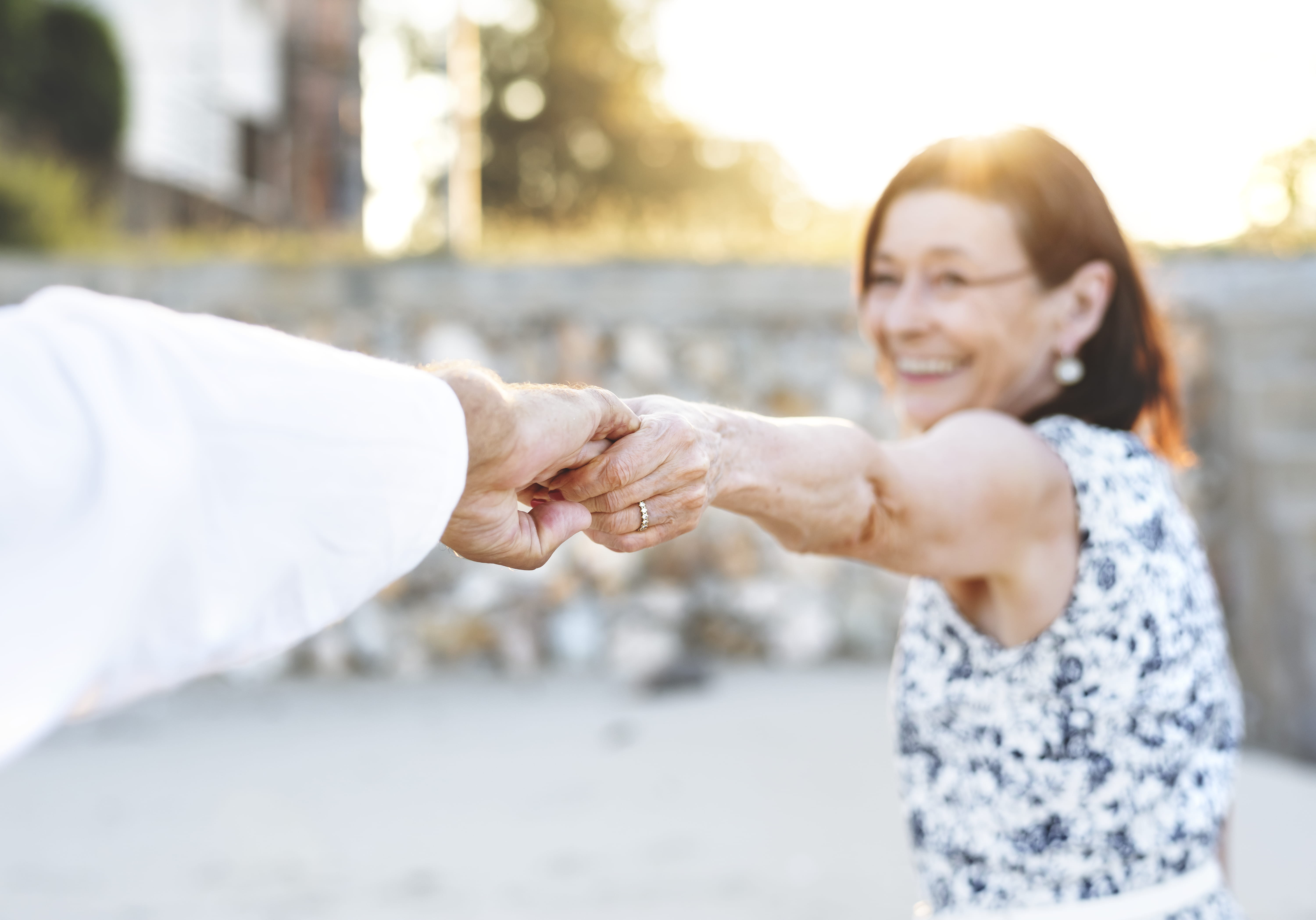 men, romance, adult, trip, enjoying, husband, wife, human hand, human body part, handshake, lifestyle, senior, man, leisure, smiling, girl, elderly, people, HD Wallpaper