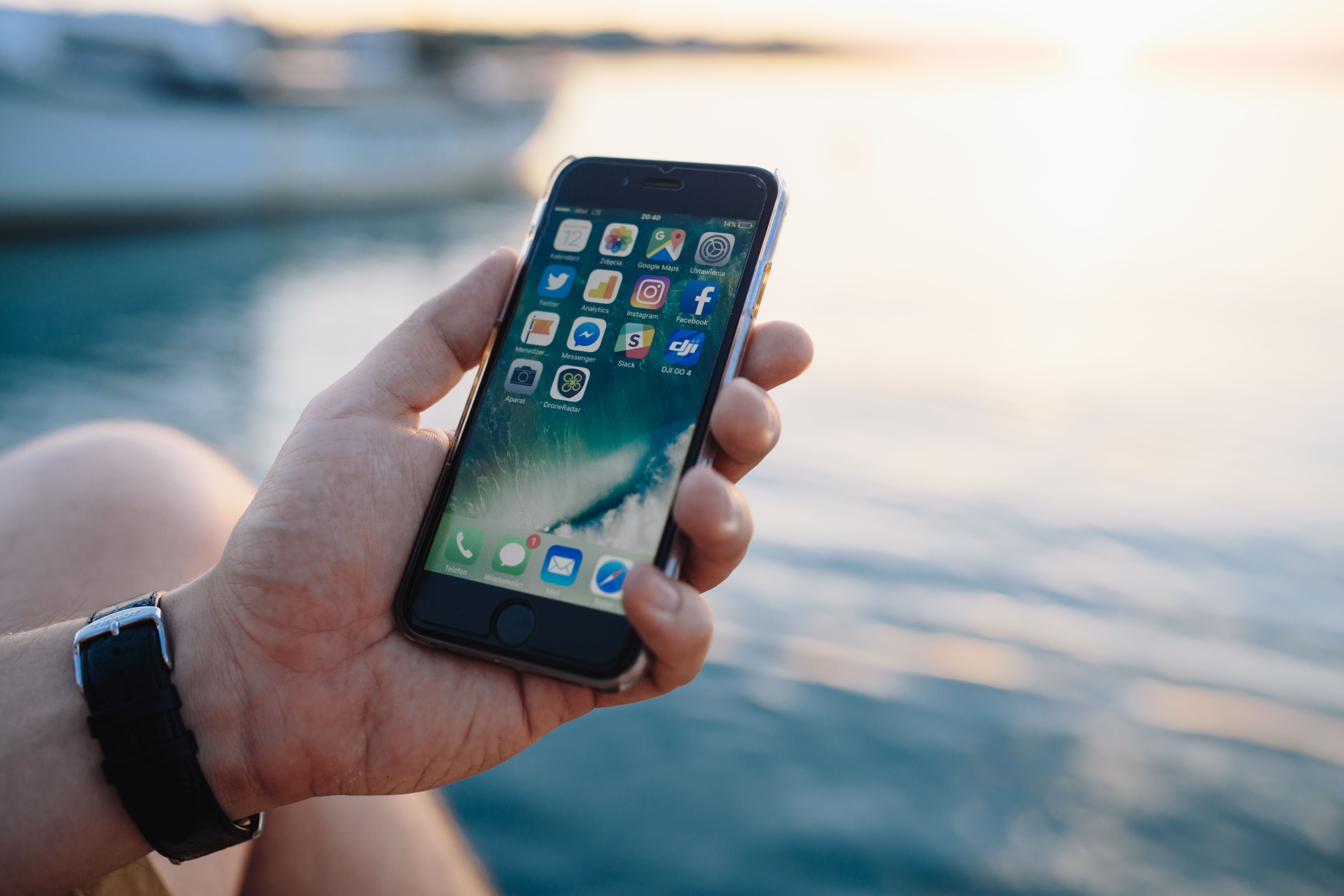 finger, phone, close-up, holding, communication, mobile app, lifestyles, leisure activity, vacation, smartphone, portable information device, telephone, HD Wallpaper