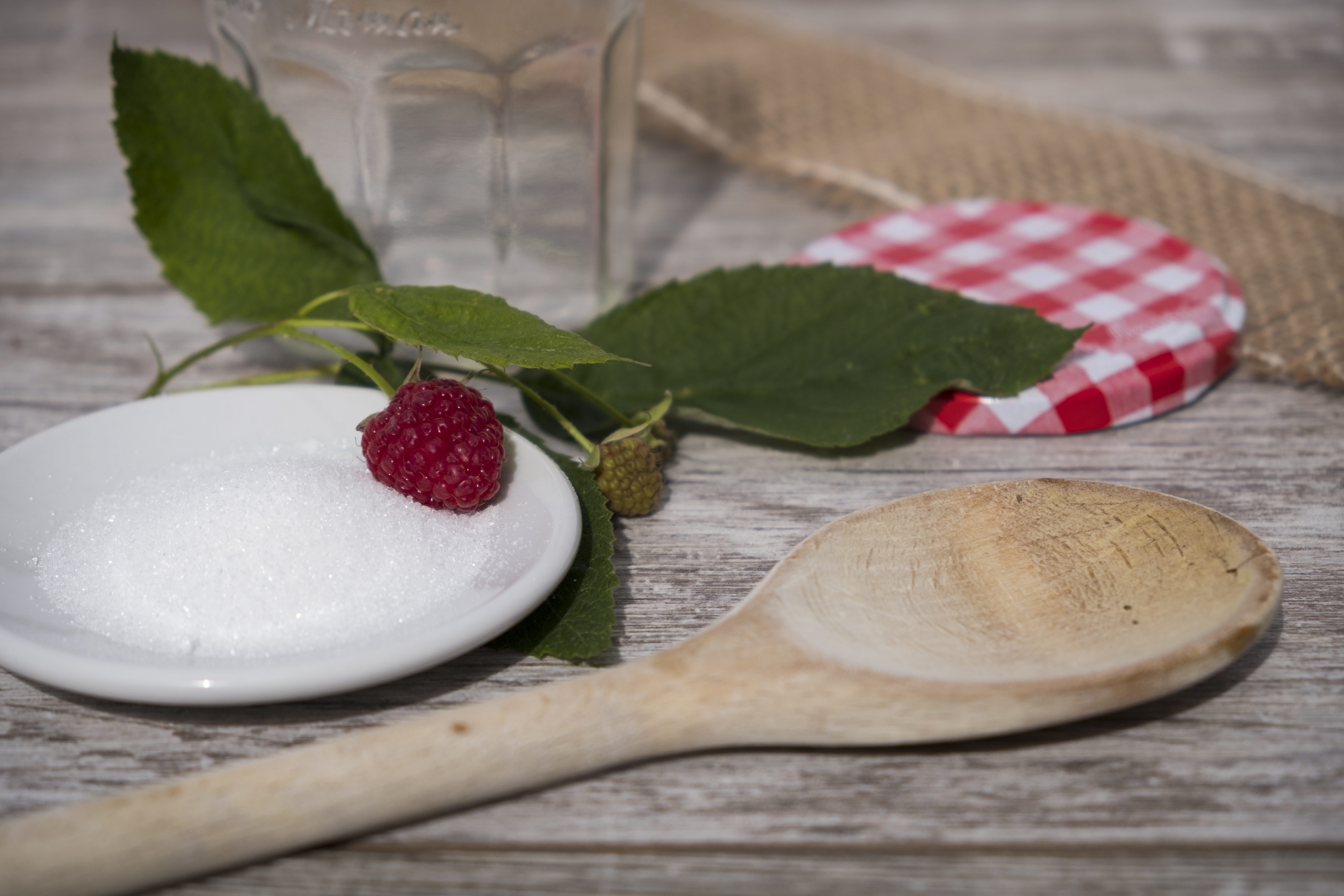 food, plant part, jam, leaf, sweet, dairy product, temptation, healthy eating, delicious, 5K, berry fruit, no people, red, spoon, food and drink, kitchen utensil, HD Wallpaper