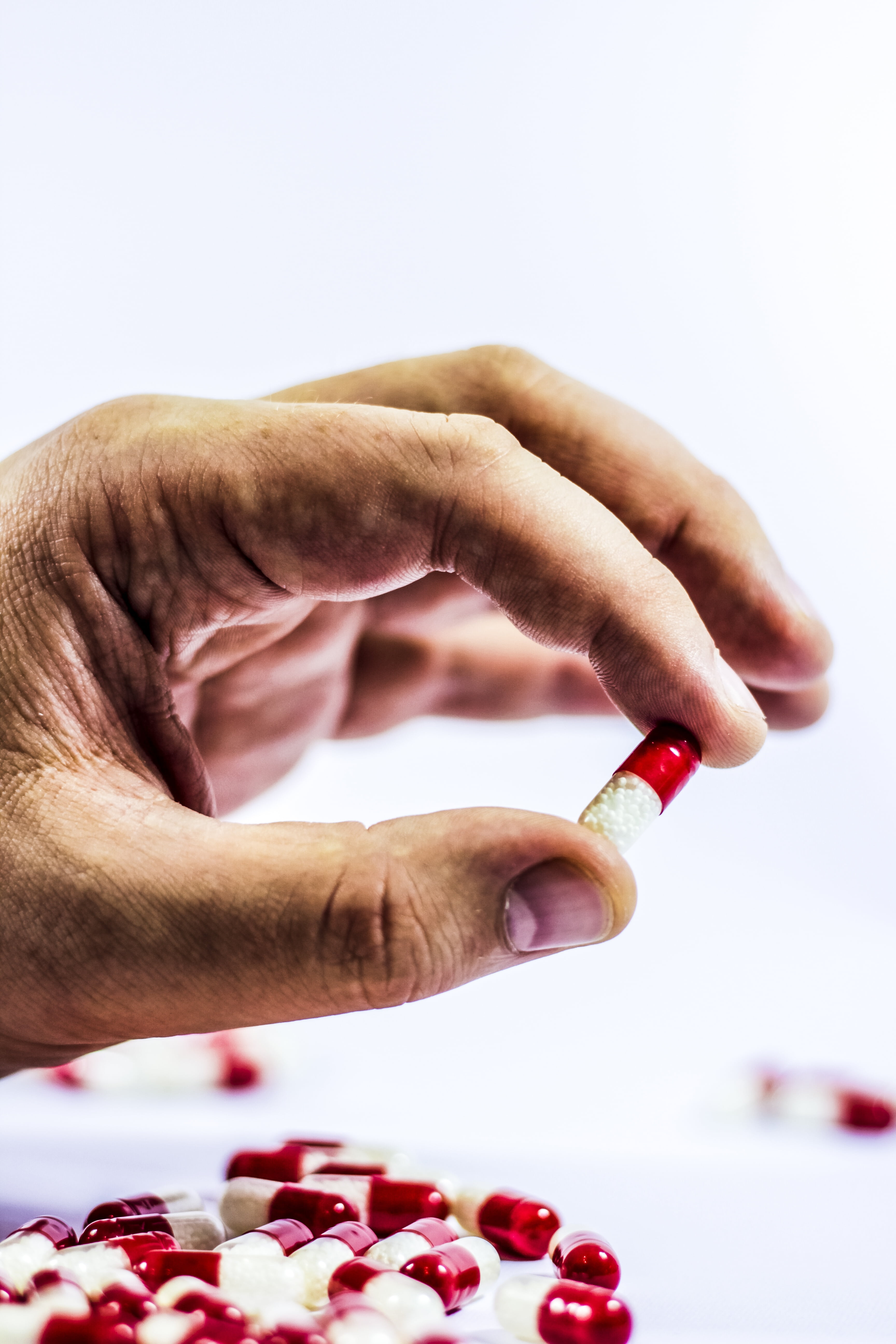healthy, druggy, human body part, cure, death, human hand, human finger, close-up, focus on foreground, pharmacologist, red, healthcare and medicine, medicine, Phone HD Wallpaper