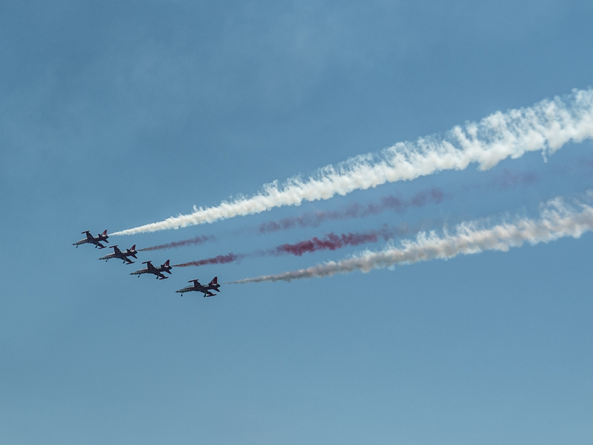 no people, skill, performance, aircraft, mode of transportation, aerobatics, low angle view, outdoors, cloud - sky, transportation, on the move, wind, reaction, HD Wallpaper