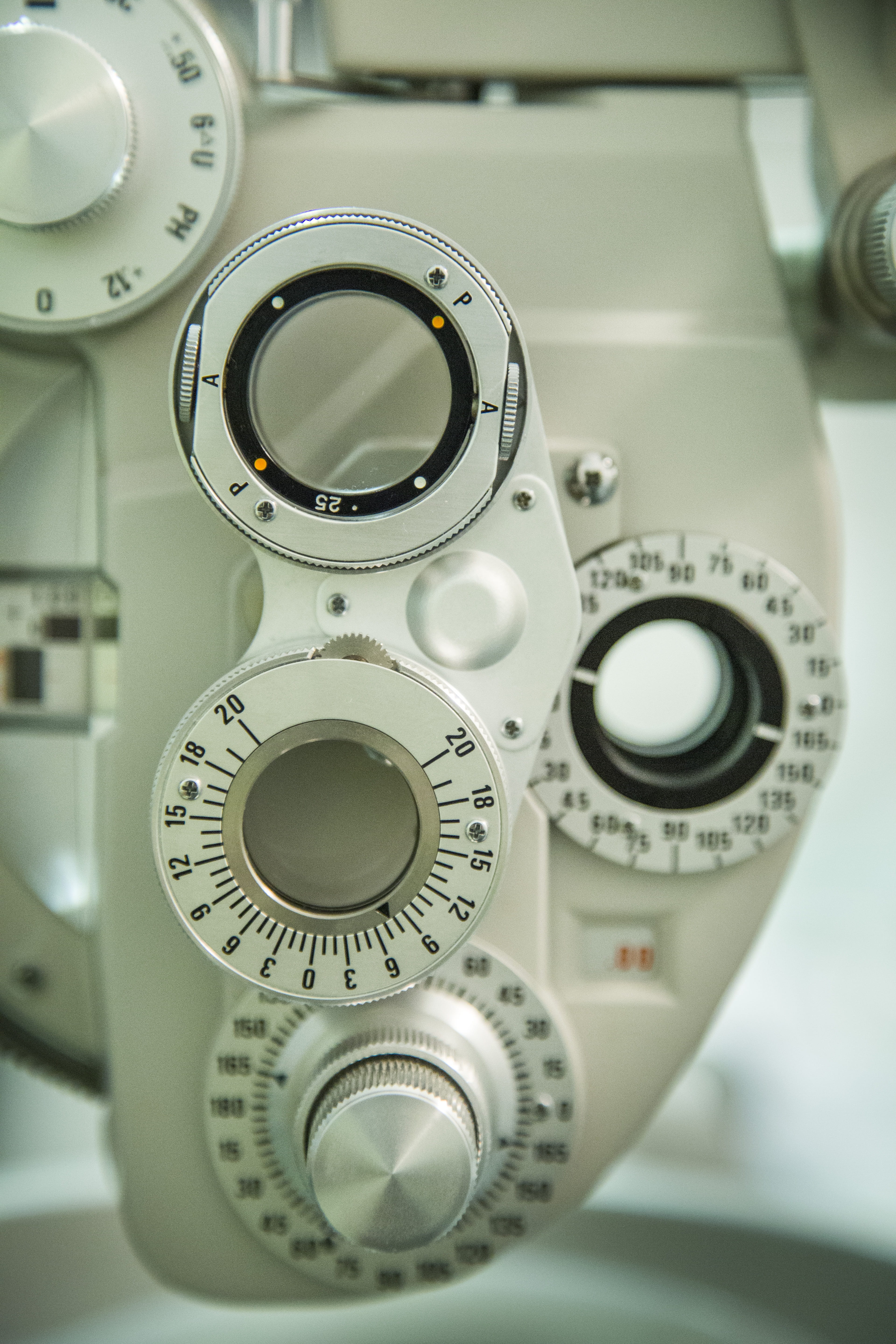 equipment, machinery, eyesight, eye exam, optometrist, focus on foreground, diagnostic medical tool, optical instrument, eye test equipment, still life, Phone HD Wallpaper