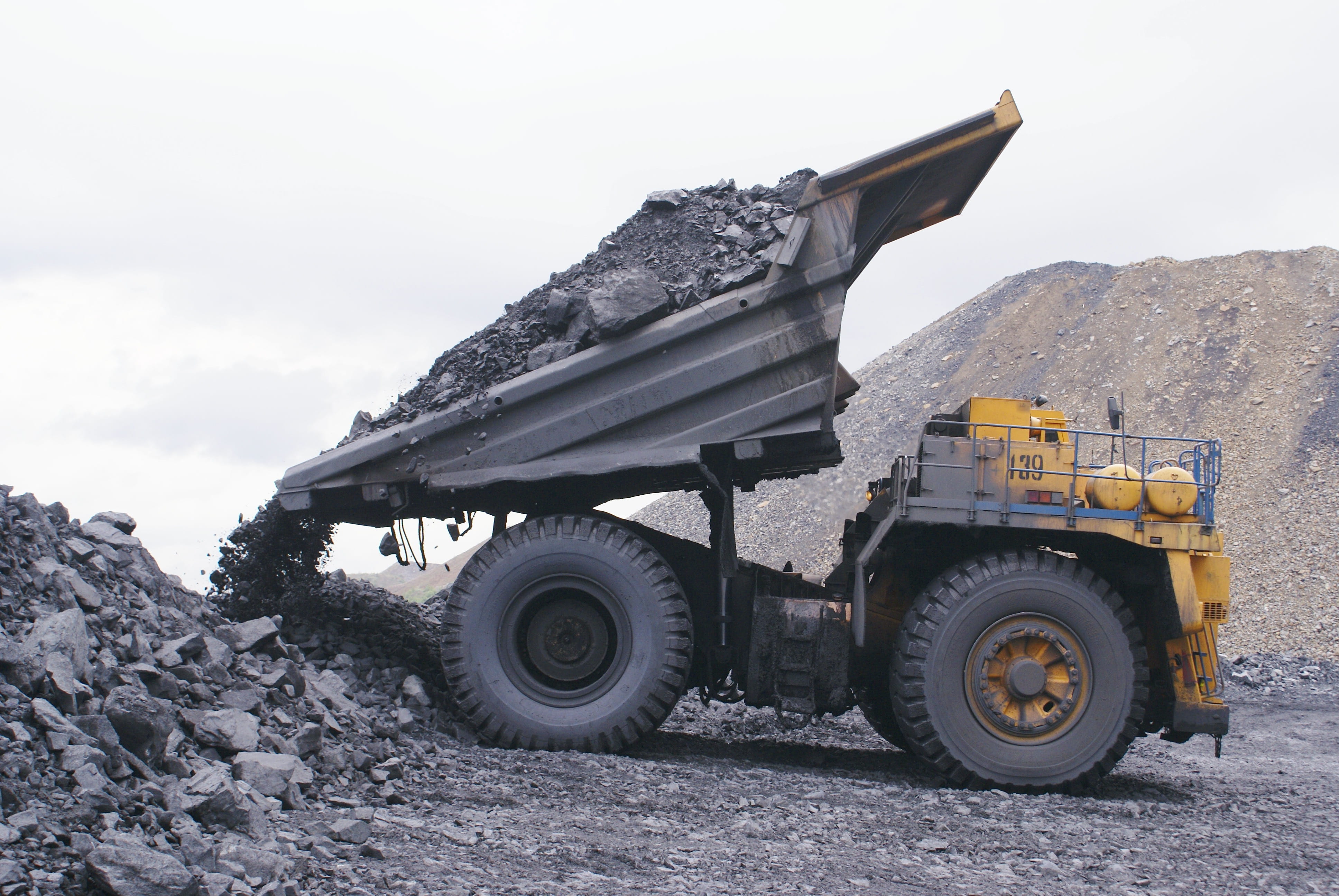 4K, wheel, construction industry, mountain, mining, mode of transportation, work, outdoors, road, energy, Production, truck, Minerals, miners, extraction, HD Wallpaper