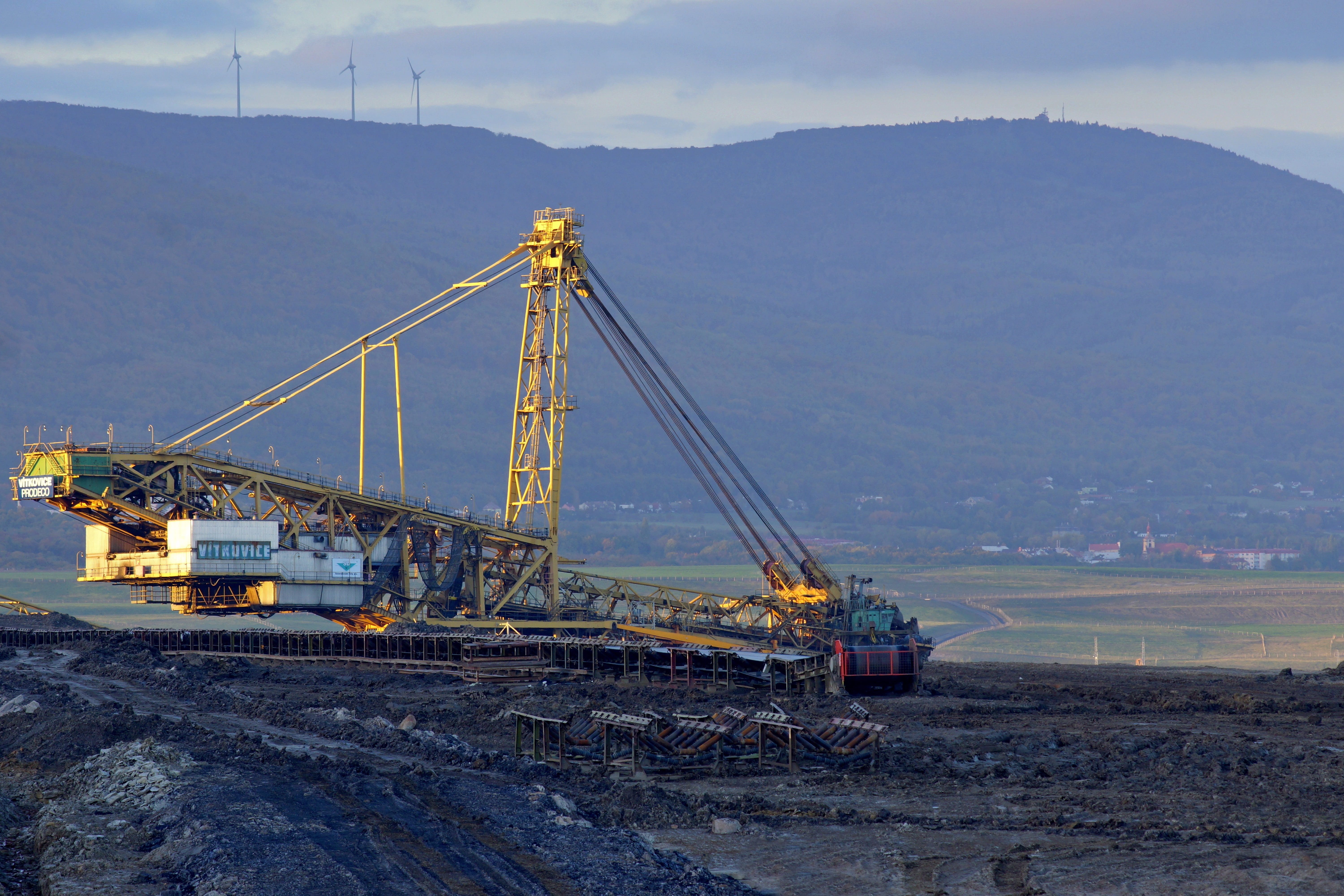 5K, mine, quarry, extraction, oil industry, environmental issues, coal, fuel and power generation, business, country, environment, giant machine, fossil fuel, HD Wallpaper