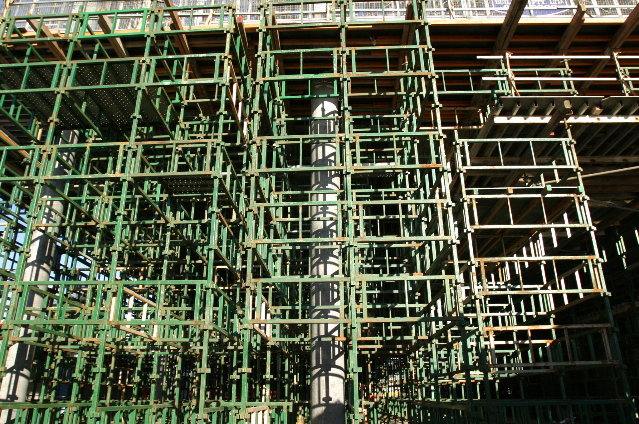 construction site, industry, day, full frame, architecture, construction industry, building, skyscraper, no people, residential district, pattern, built structure, HD Wallpaper