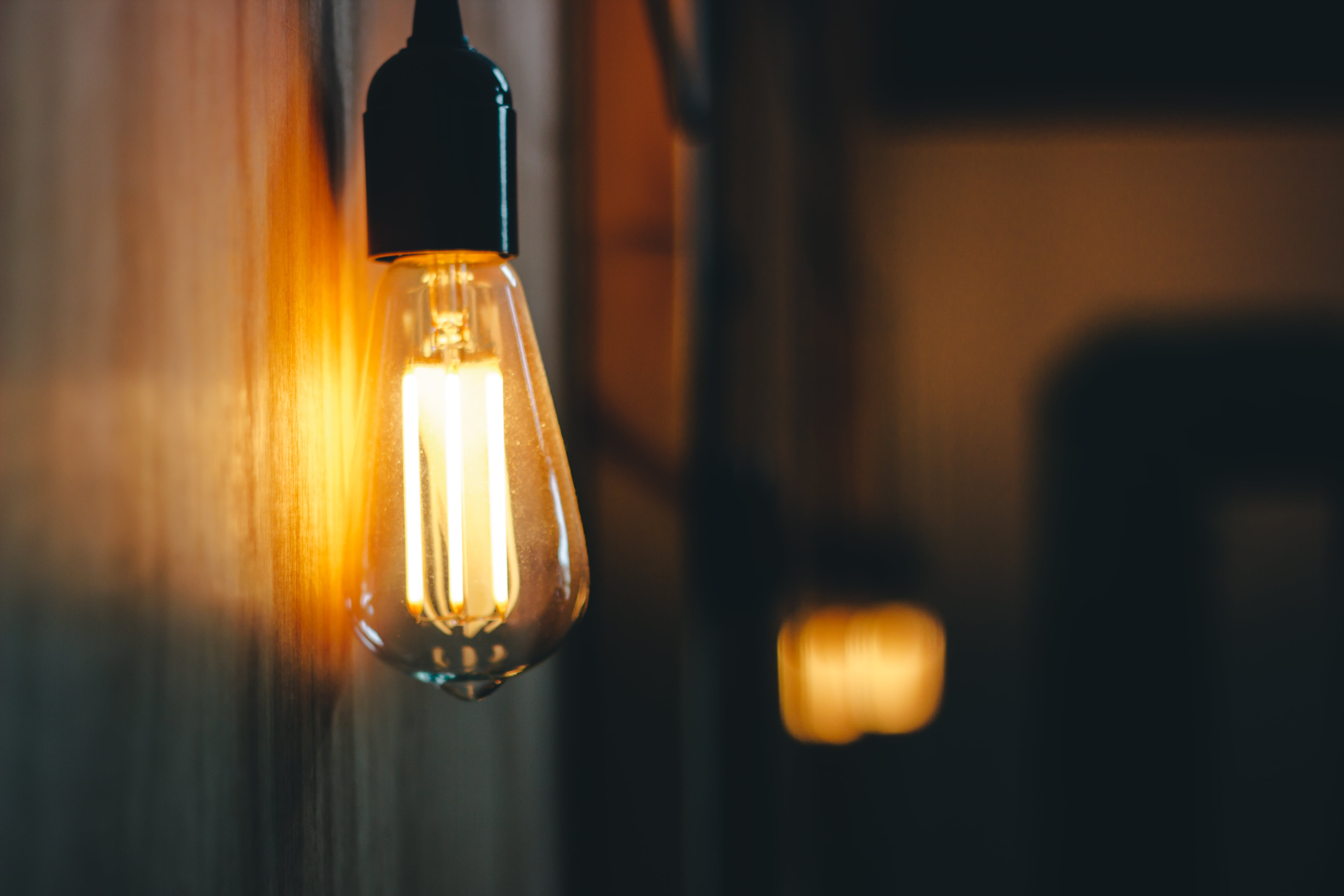 edison, fuel and power generation, shallow, glowing, close-up, electricity, lighting equipment, sconce, electric lamp, indoors, room, lamp, electric light, HD Wallpaper