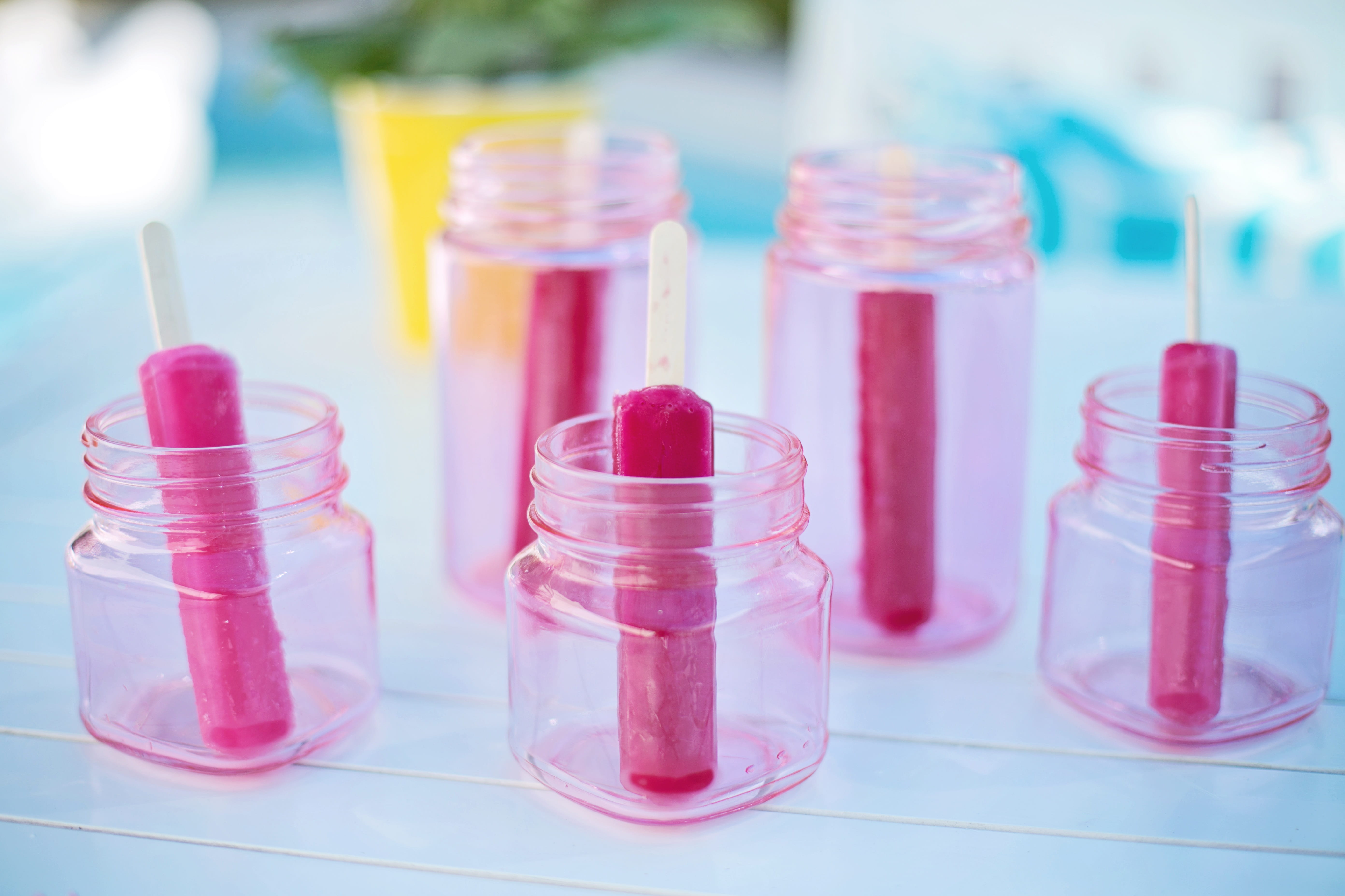 snack, 5K, education, analyzing, treat, popsicles, scientific experiment, container, indoors, dessert, transparent, pink, no people, red, delicious, medical research, HD Wallpaper