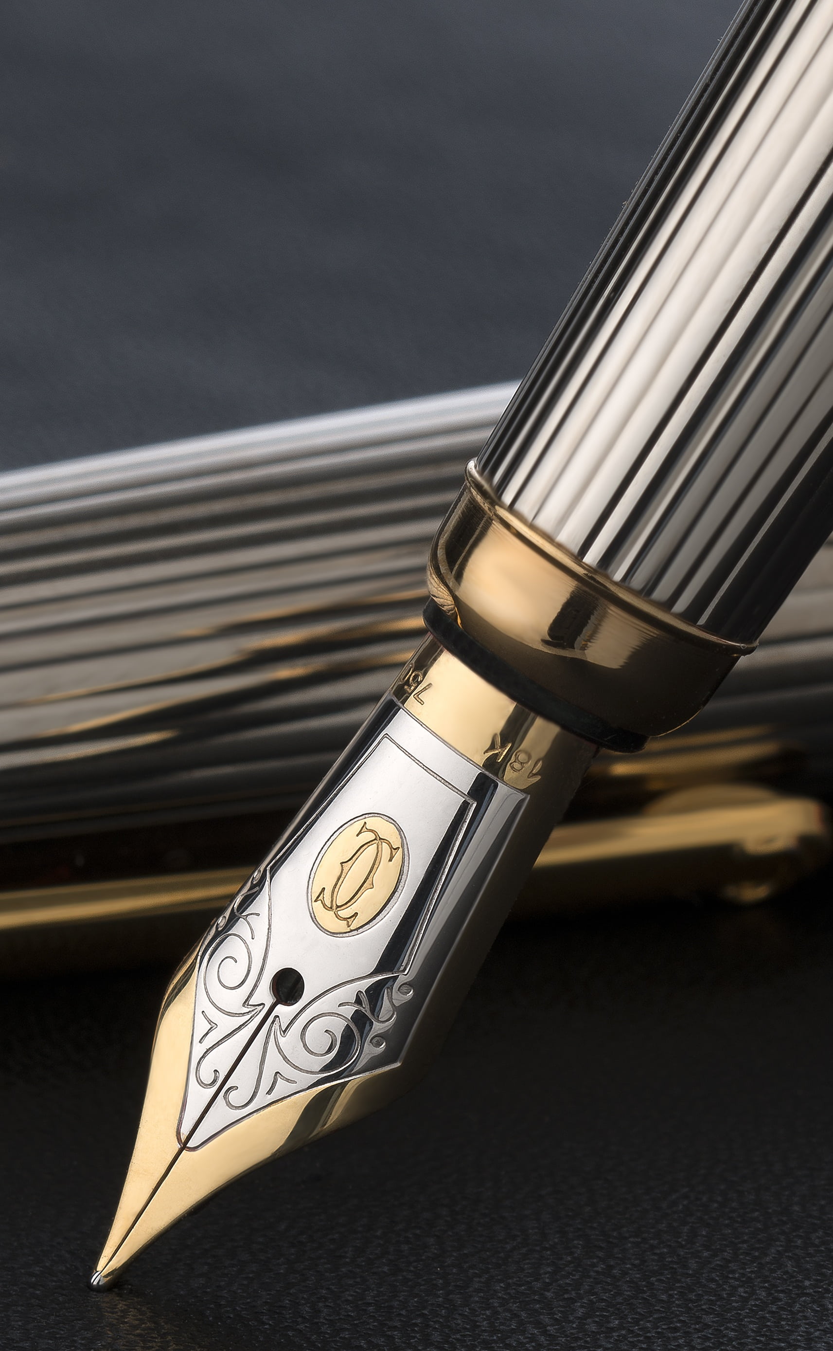 high angle view, 2K, luxury, classic, fountain Pen, retro styled, text, ink, no people, table, focus on foreground, writing instrument, car, technology, Phone HD Wallpaper