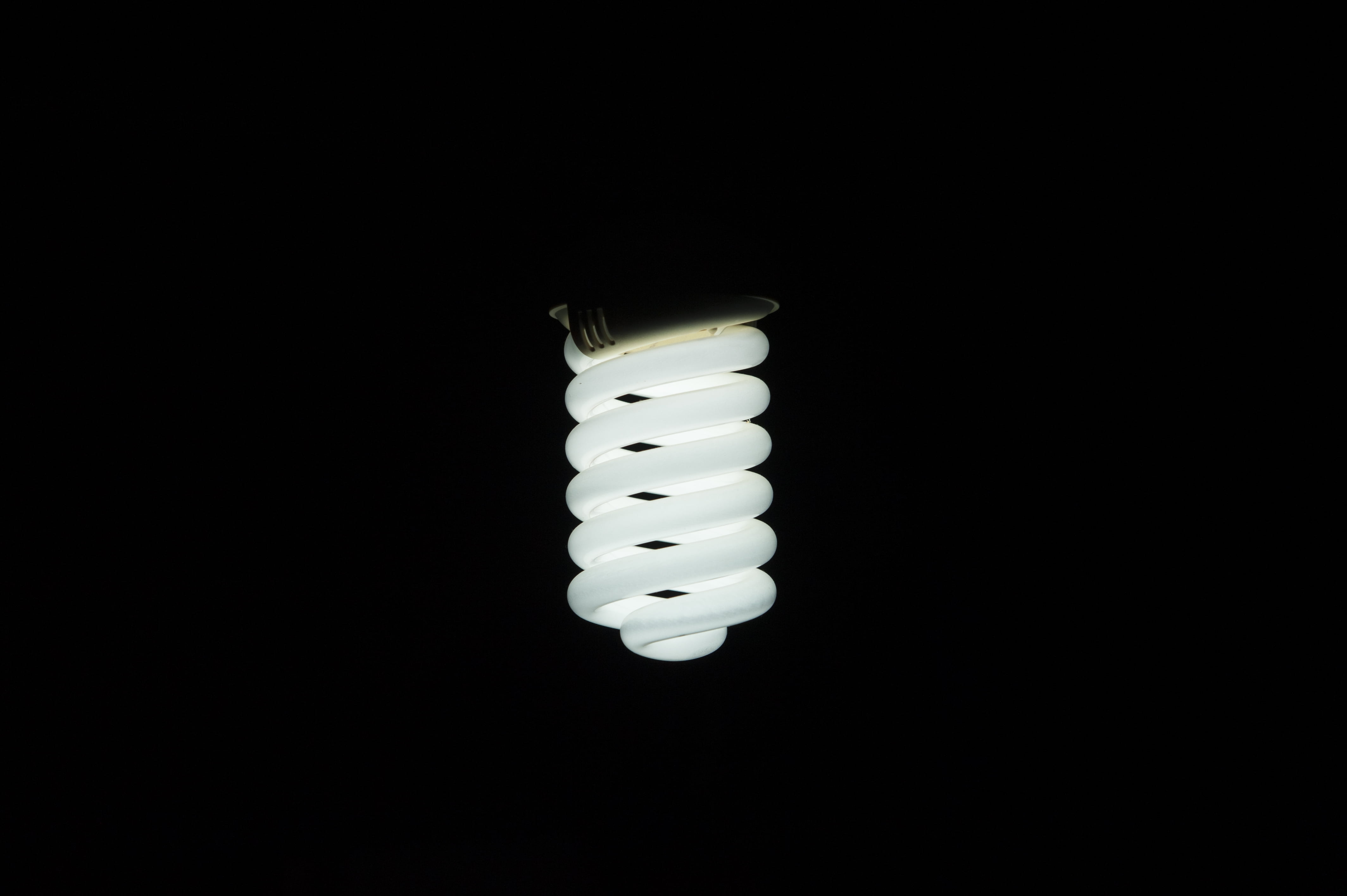 close-up, cut out, black background, white color, light, light bulb, studio shot, indoors, dark, spiral, glowing, technology, no people, environmental conservation, HD Wallpaper