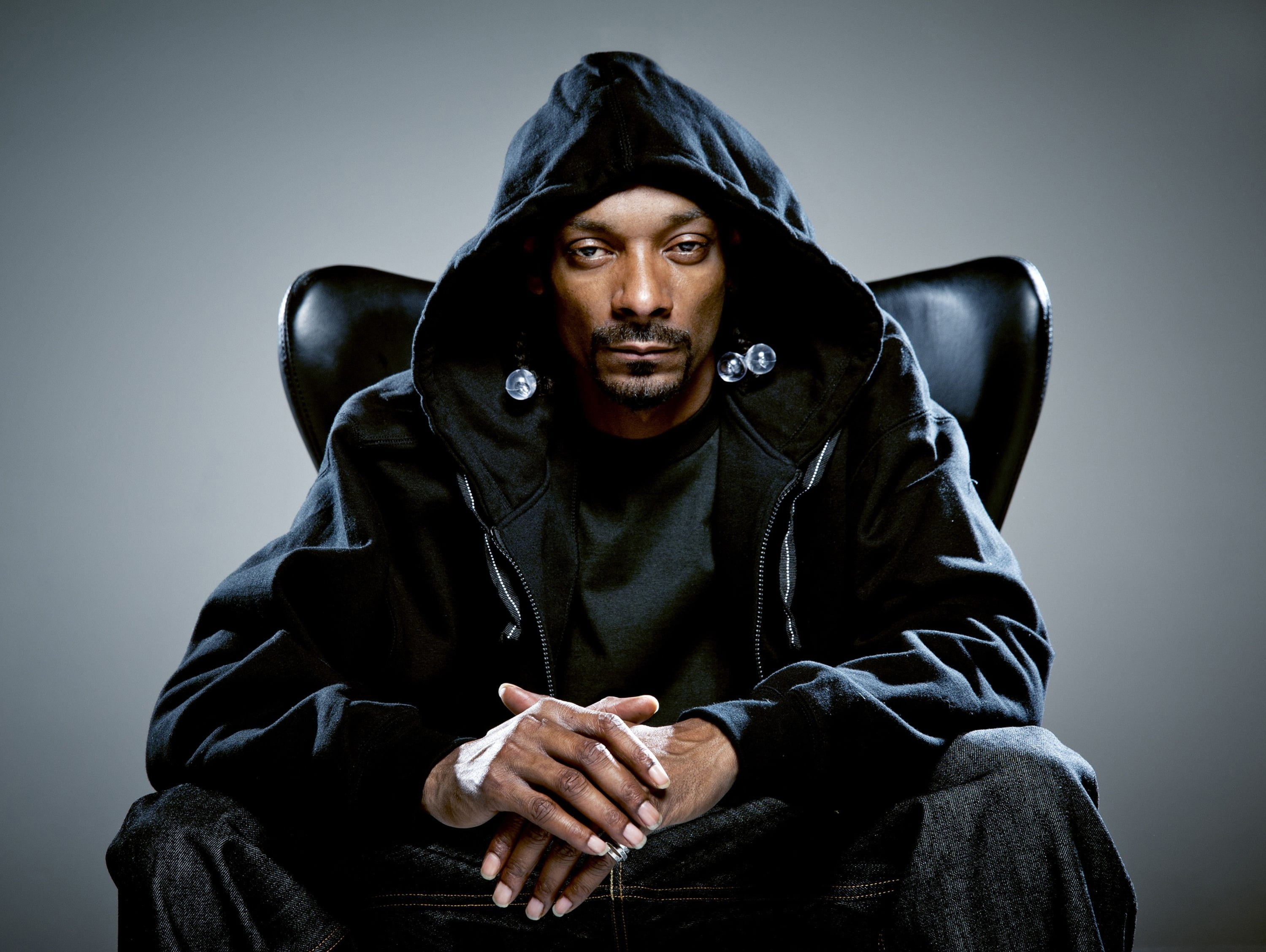 fear, jacket, facial Expression, rapper, human Face, males, adult, celebrity, sitting, masculinity, snoop dogg, male Beauty, snoop, one Man Only, dogg, HD Wallpaper