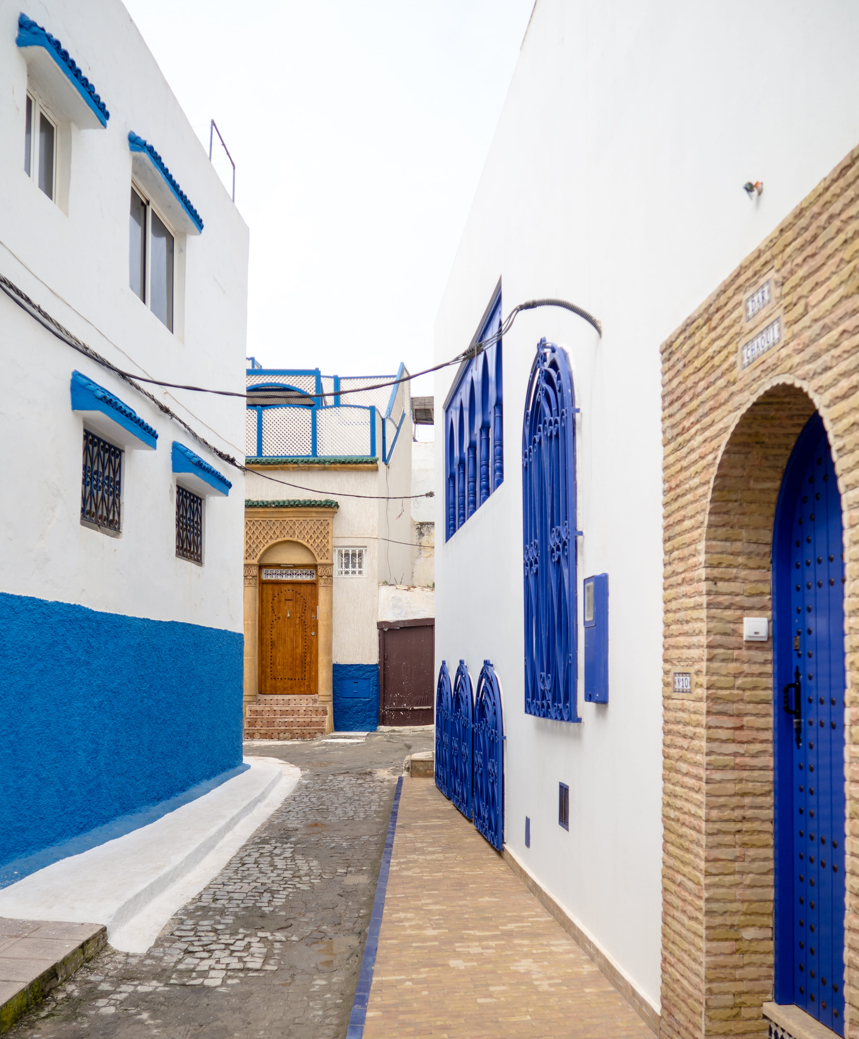 architecture, pathway, house, housing, no people, rabat, road, kasbah of the udayas, suburban, arch, built structure, wall, urban, entrance, concrete, blue, Phone HD Wallpaper