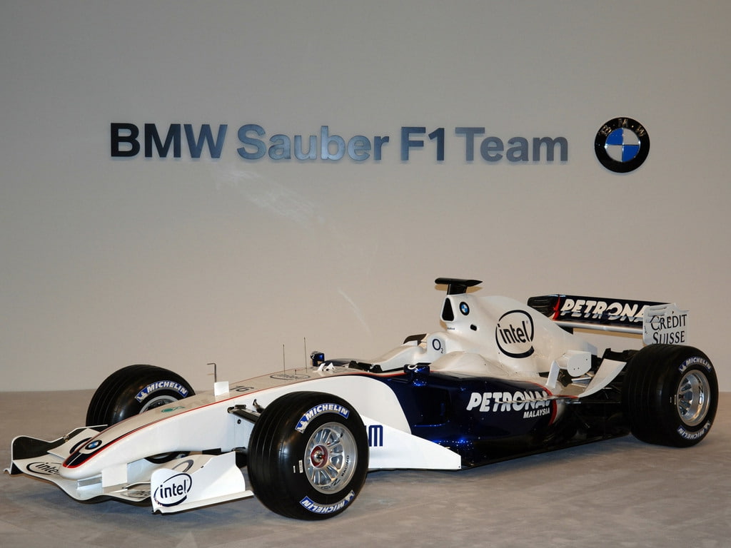 hd, 700bhp, bmw, bhp, mid engine, cars, sauber, f, one seater, edge, technology, 480P, cutting edge technology, cutting, car, art, HD Wallpaper