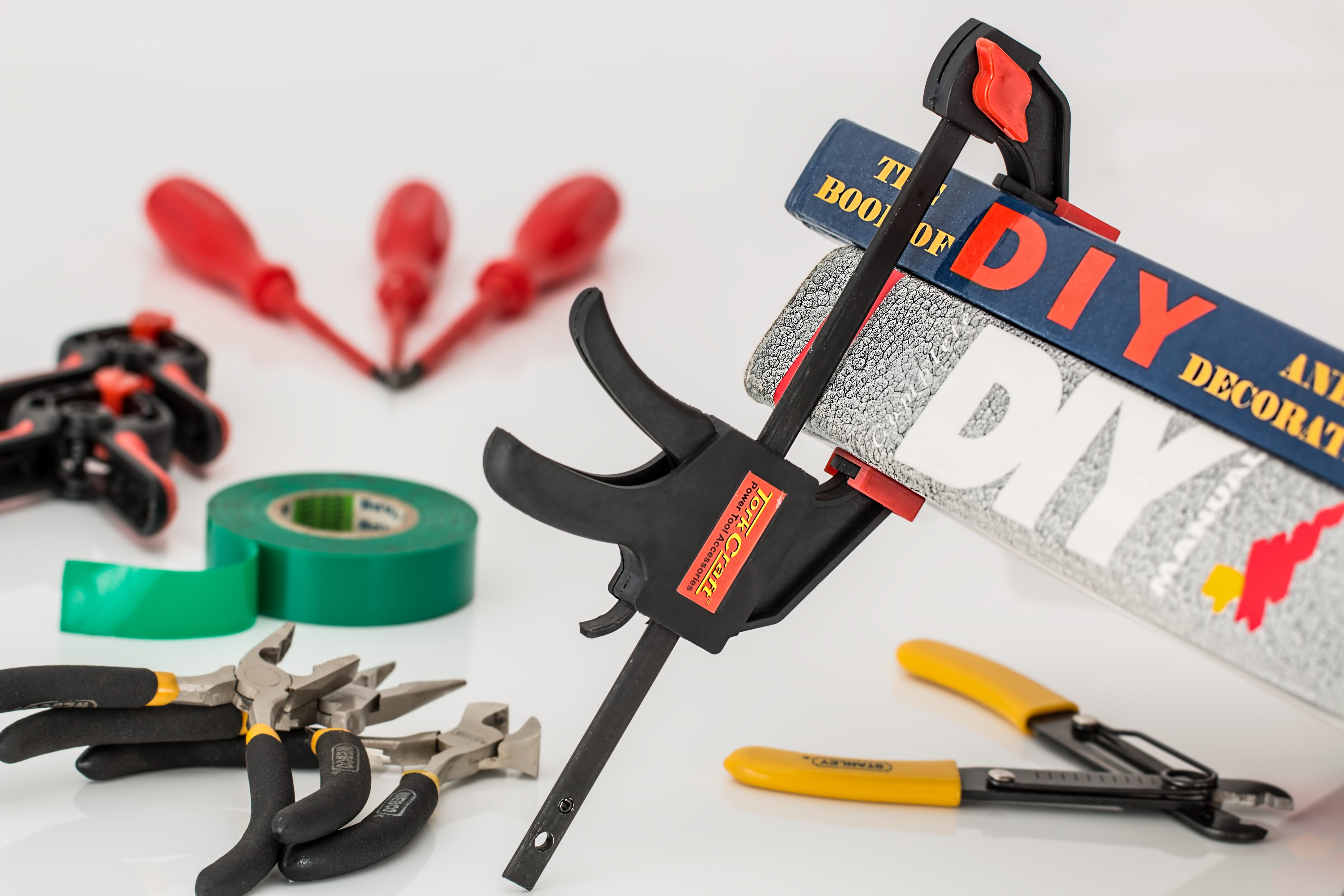 communication, handyman, house, electric guitar, repairs, fix, close-up, pliers, 5K, hammer, diy, craftsman, repairman, equipment, pastime, work Tool, HD Wallpaper