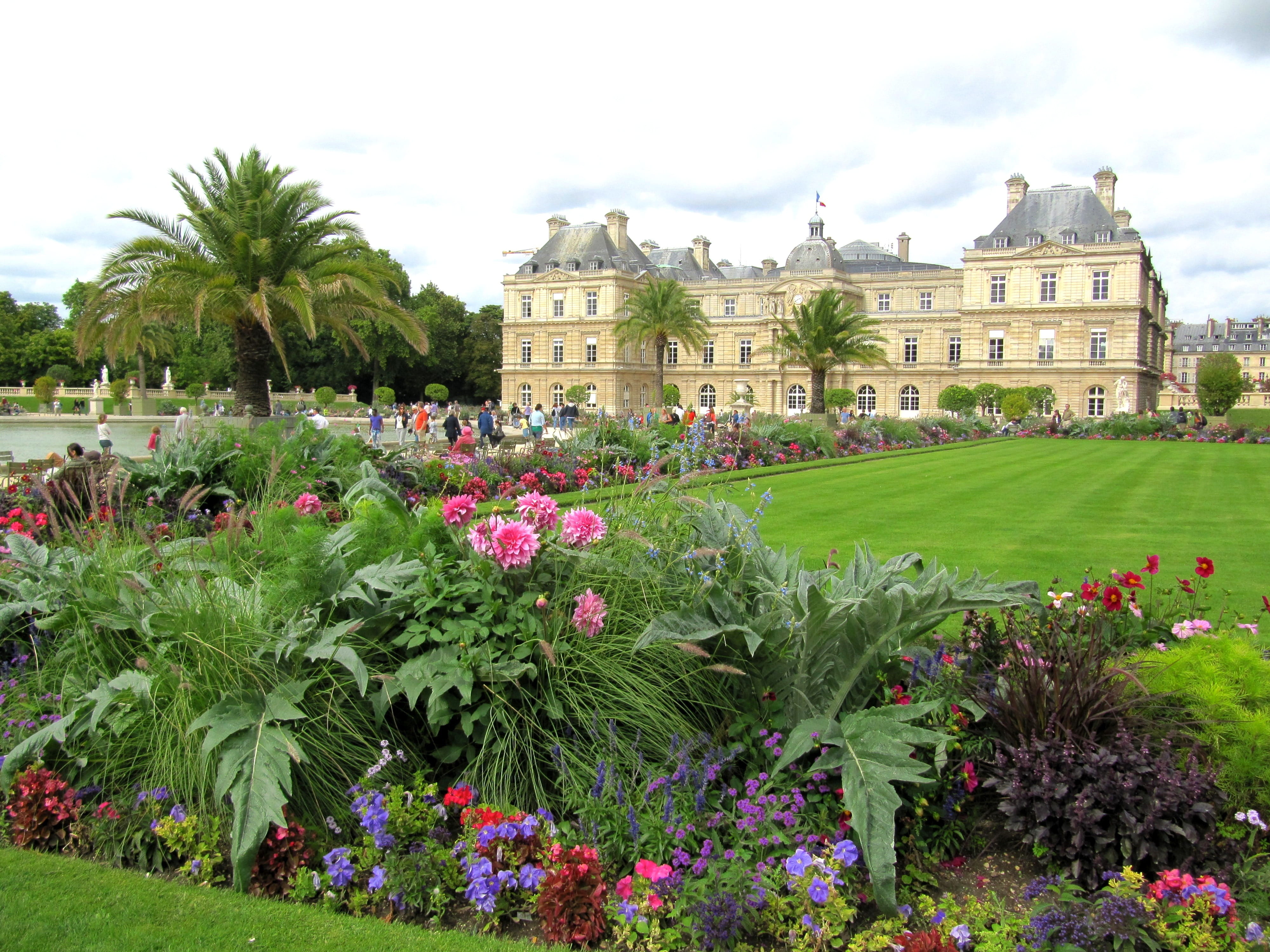 ornamental Garden, color Image, scenic, house, travel Locations, spring, sky, building Exterior, flowerbed, cultures, beauty in nature, plants, summer, HD Wallpaper