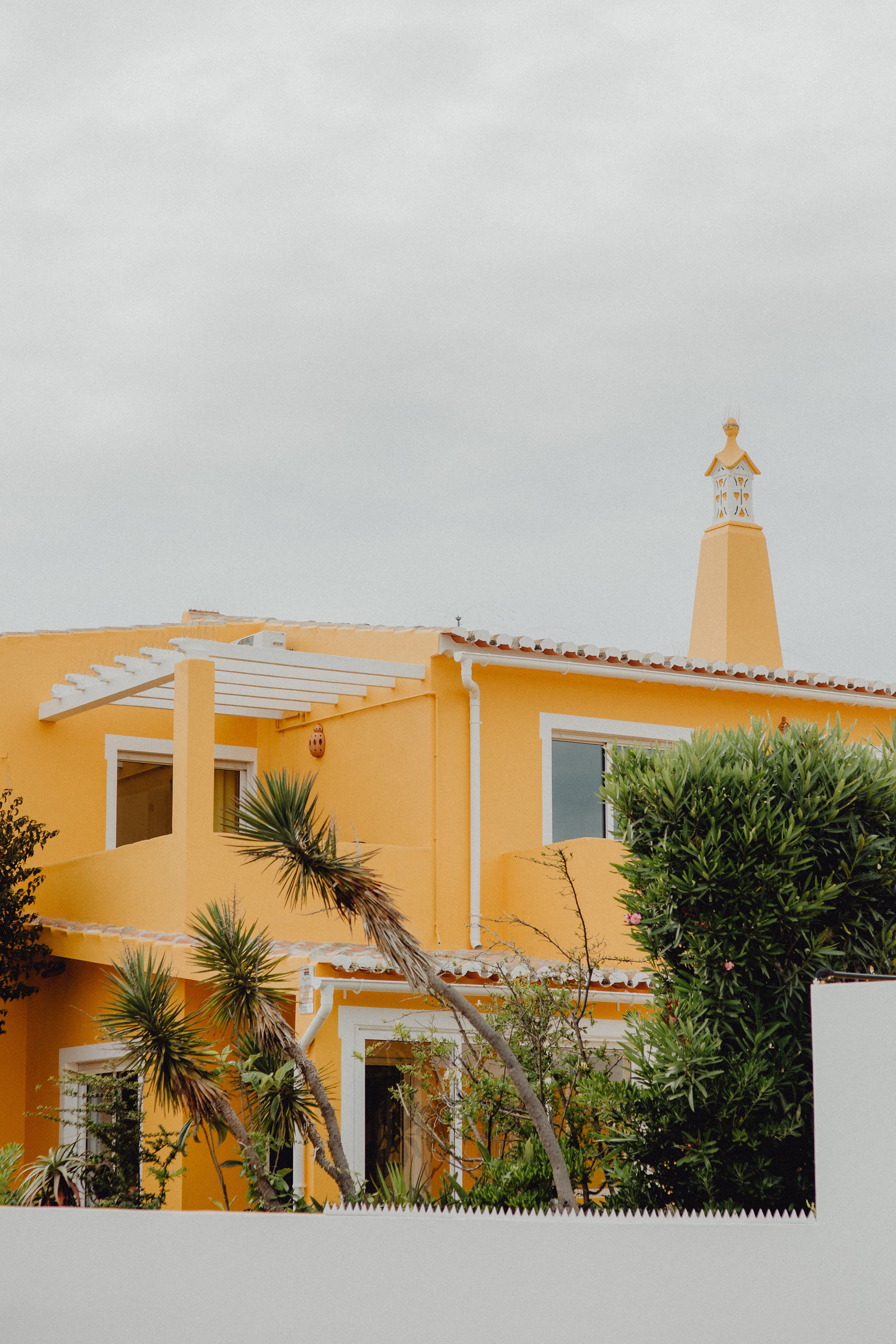 contemporary, belief, architecture, building, palm tree, travel destinations, religion, outdoors, place of worship, algarve, portugal, design, tree, spirituality, Phone HD Wallpaper