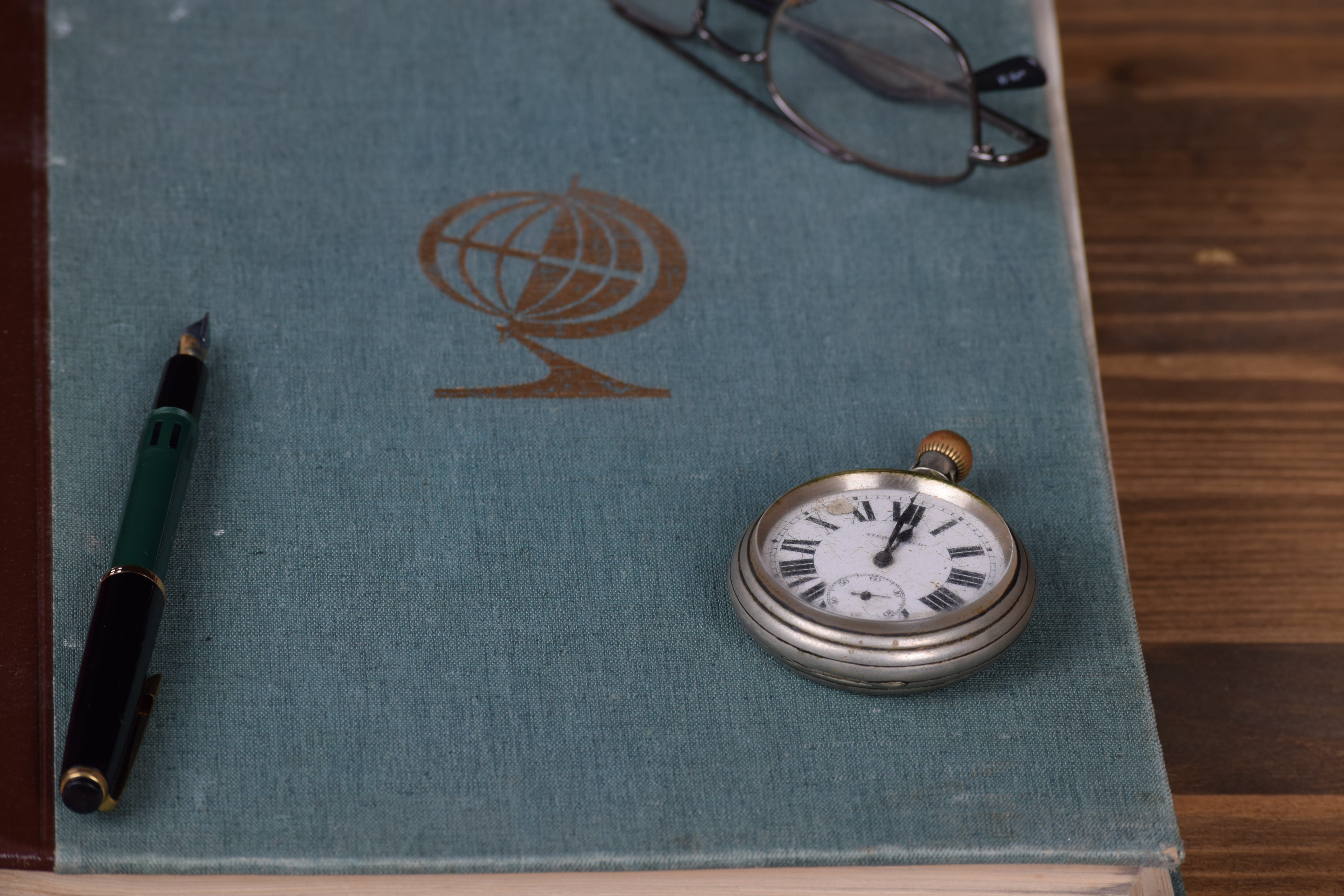 symbol, global, holiday, africa, antique, table, minute hand, close-up, high angle view, glasses, asia, country, art and craft, map, number, australia, HD Wallpaper