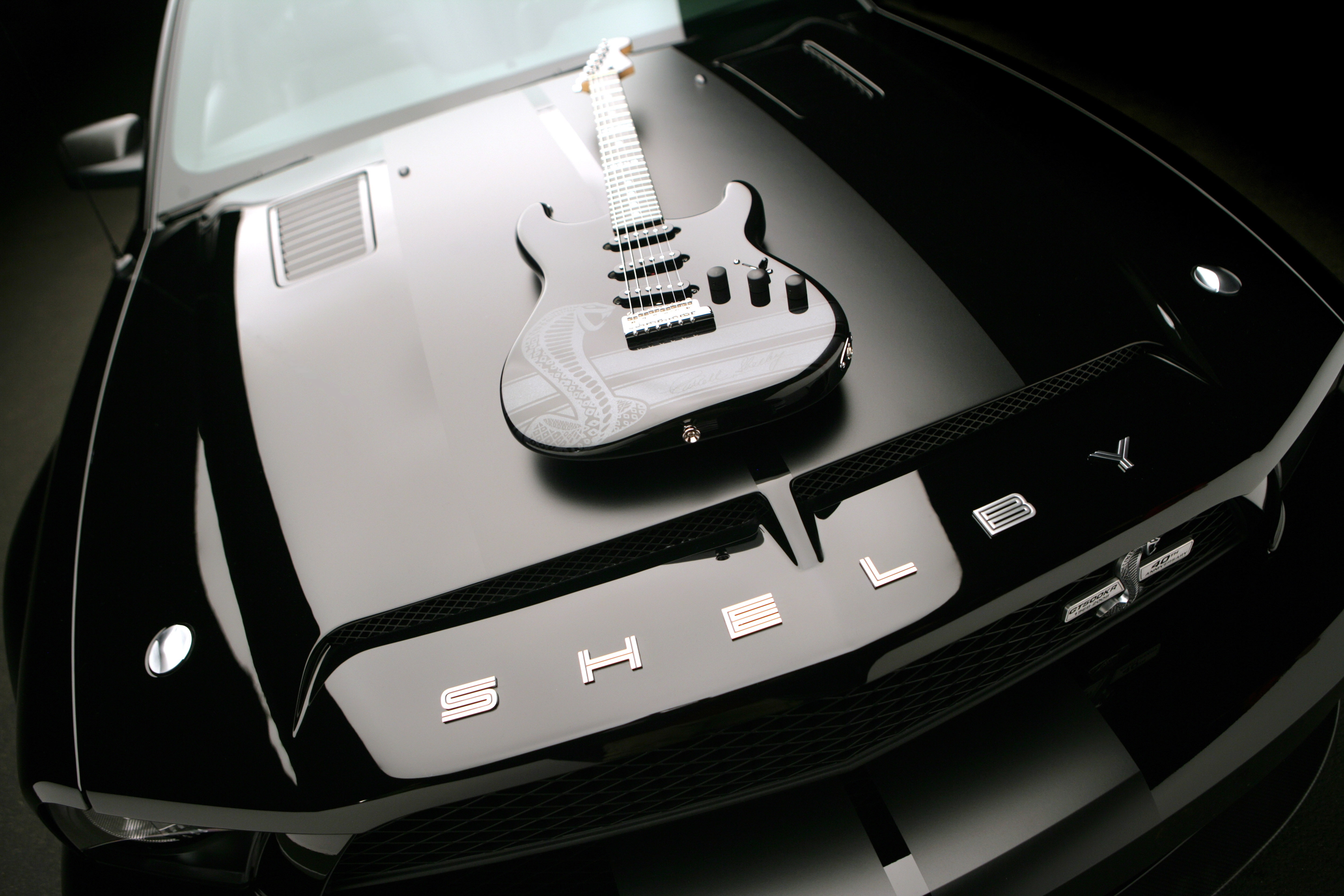 shelby, 500kr, guitar, luxury, dashboard, close-up, elegance, western script, speed, mode of transportation, technology, music, vehicle Interior, driving, HD Wallpaper