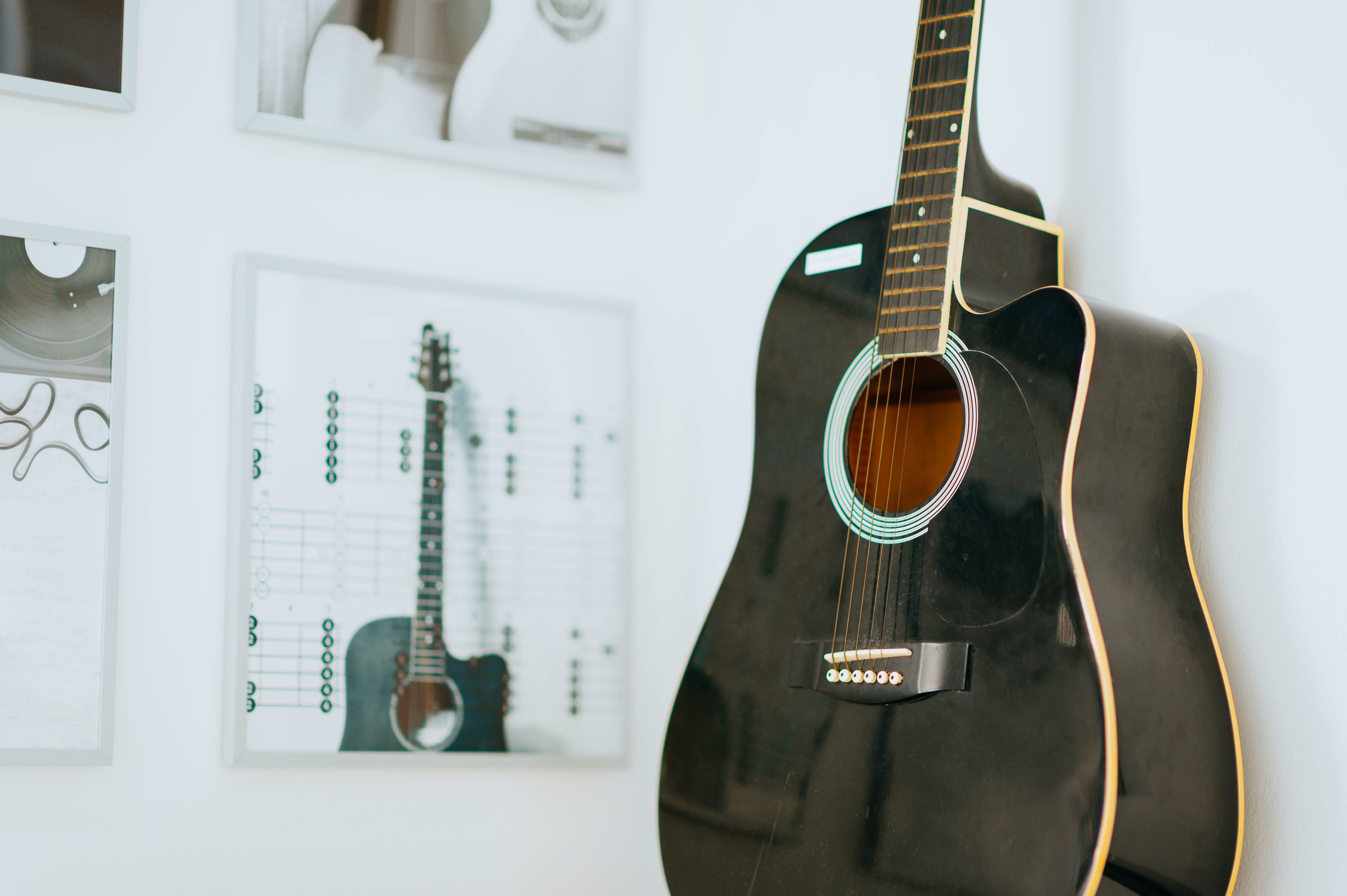 string, banjo, guitar, window, viola, mandolin, focus on foreground, violin, brown, no people, text, musician, leisure activities, paper, musical equipment, HD Wallpaper