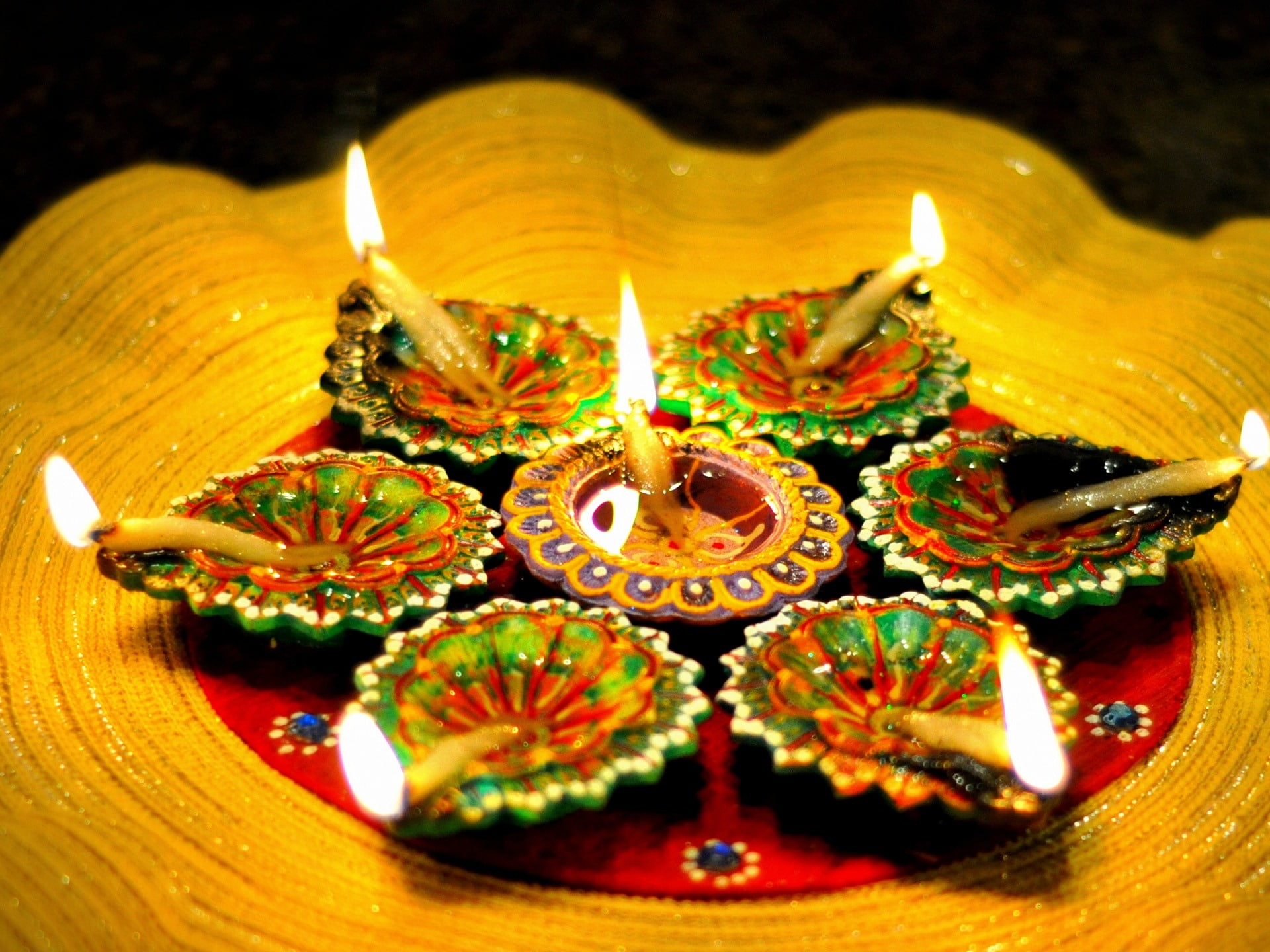 close-up, quality, festival, fire - natural phenomenon, oil lamp, illuminated, diyas, fire, diwali, celebration, hd, nature, candle, indoors, HD Wallpaper