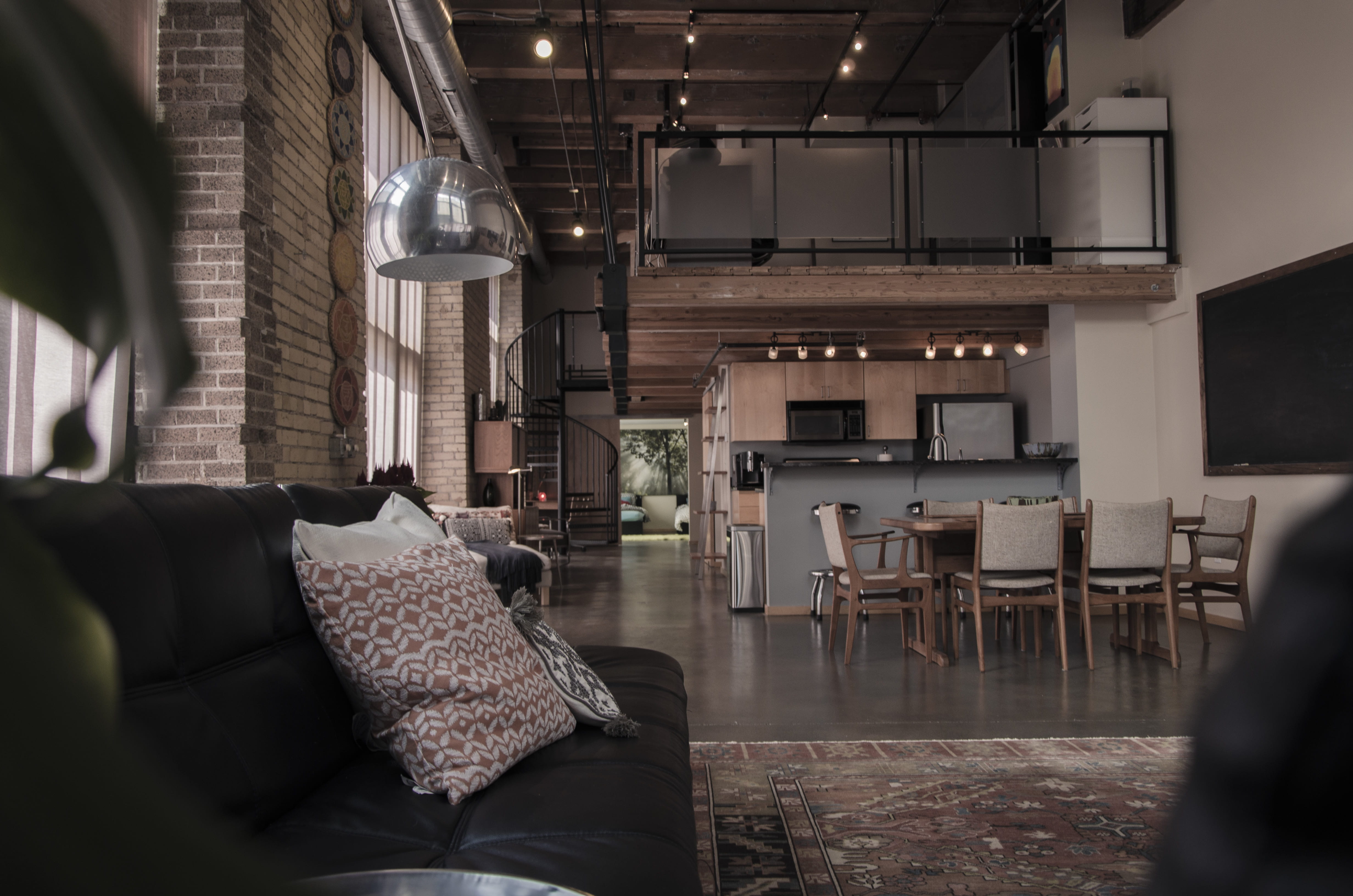 space, home interior, no people, indoors, real estate, empty, seat, loft, absence, cushion, chair, photo, black, flooring, design, realtor, coffee table, HD Wallpaper