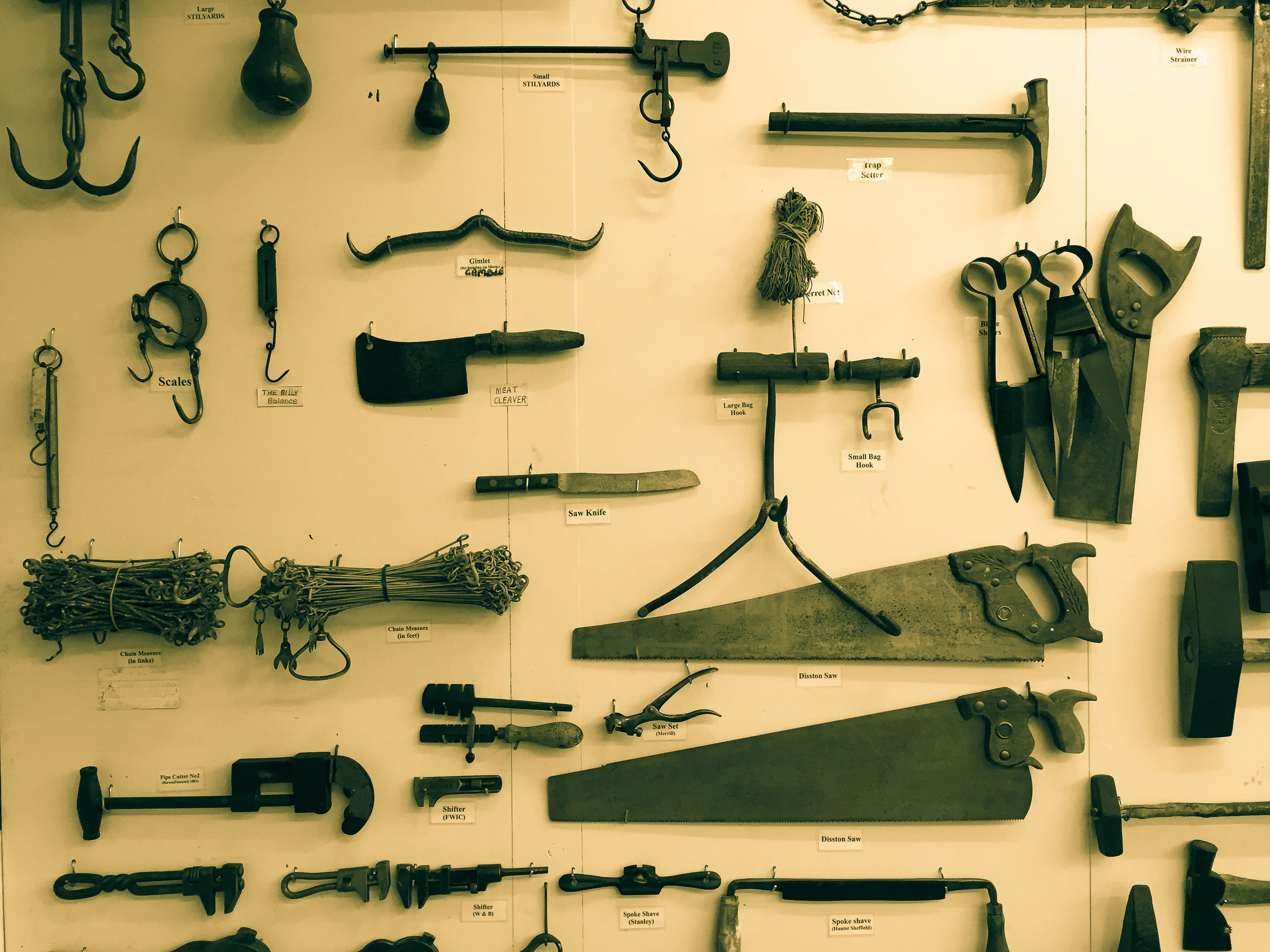 keys, choice, twine, grey, directly above, large group of objects, calipers, saws, green, black, australia, old, tool, knife, shears, group of objects, HD Wallpaper
