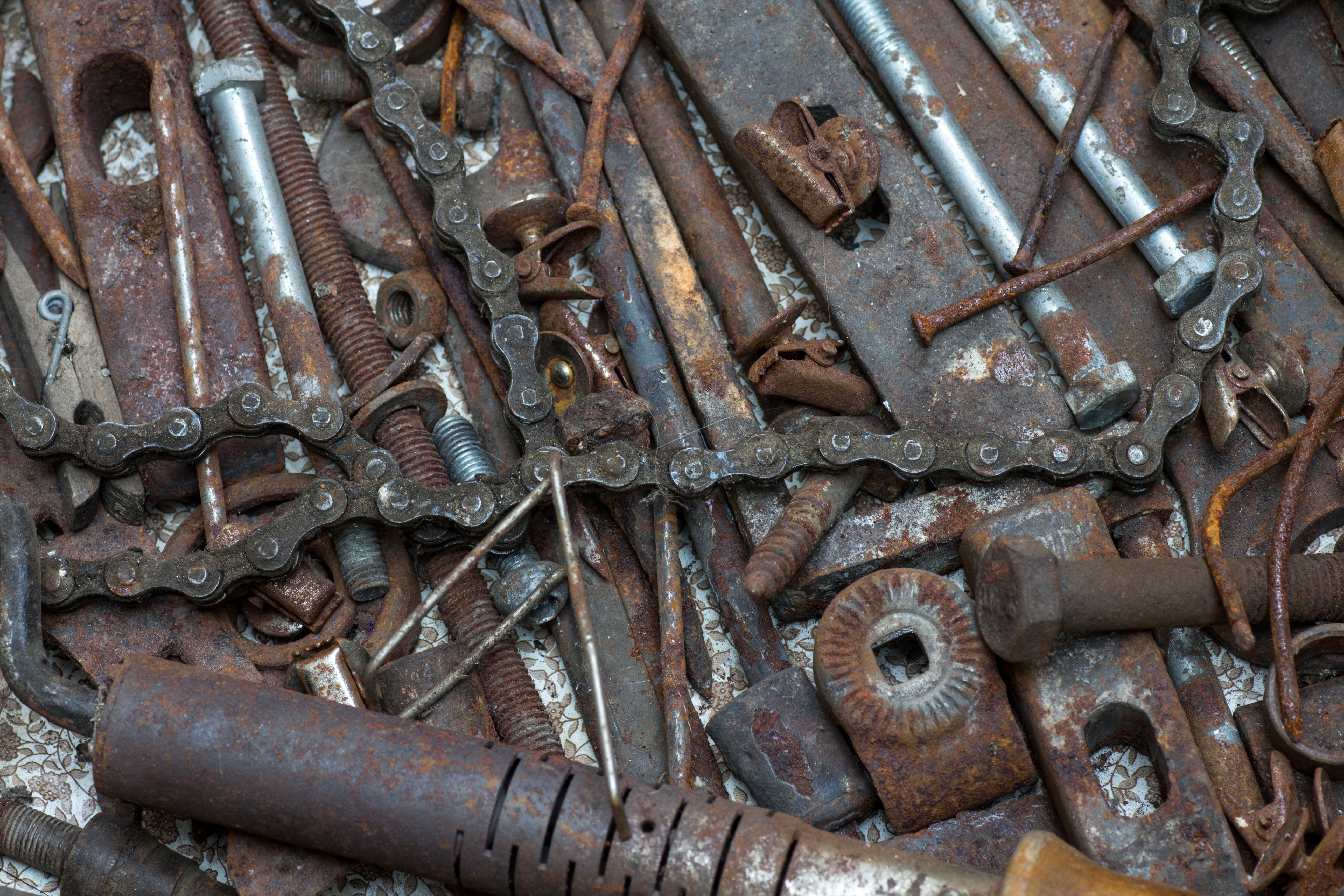 industry, stainless, no people, 5K, iron - Metal, rusty, equipment, silver colored, nails, still life, decline, run-down, screw, deterioration, work Tool, HD Wallpaper