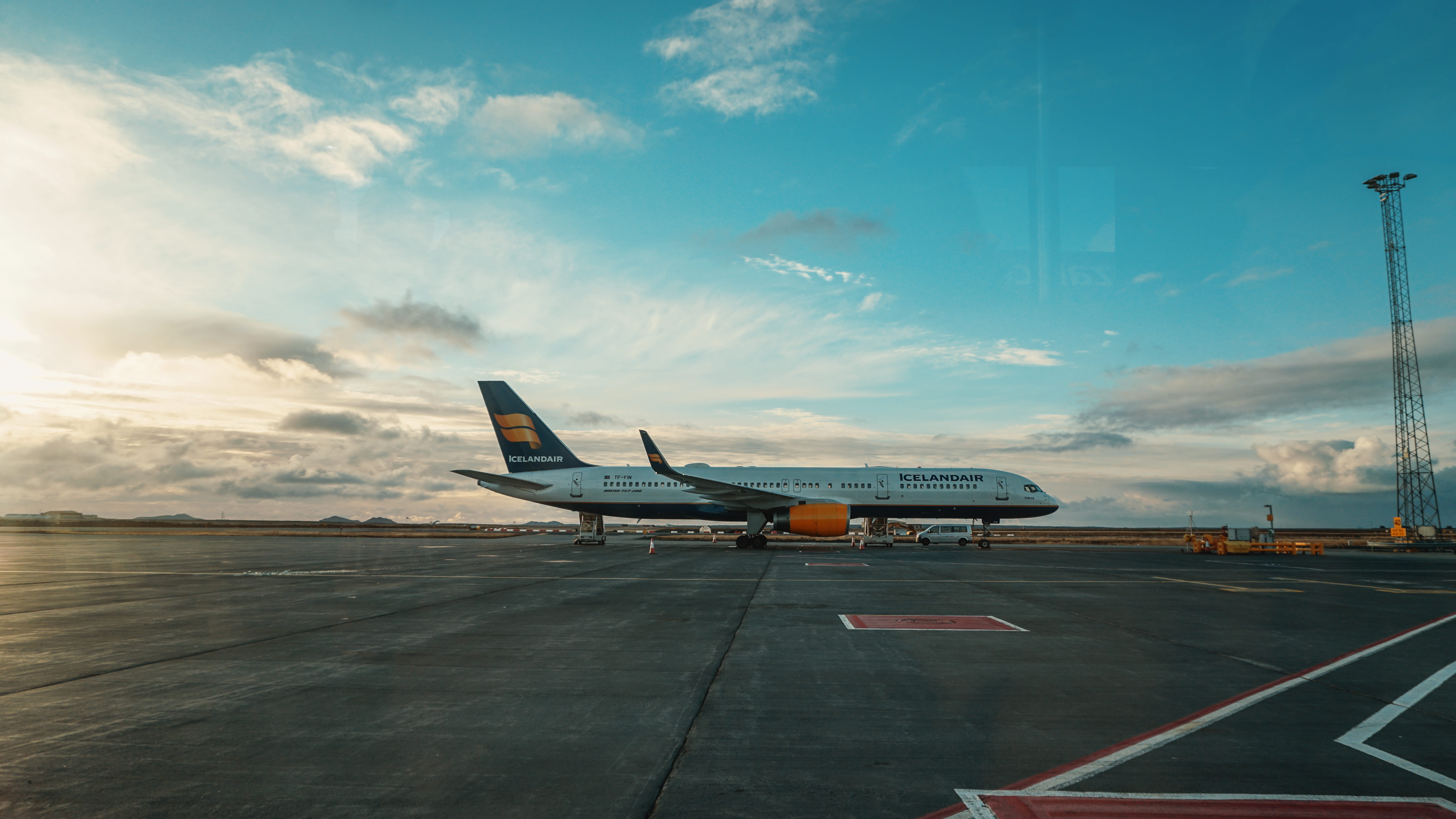 airport runway, outdoors, iceland air, cloud - sky, aerospace industry, style, adventura, air vehicle, leaving, avion, 5K, road, bloggere, islandia, public transportation, HD Wallpaper