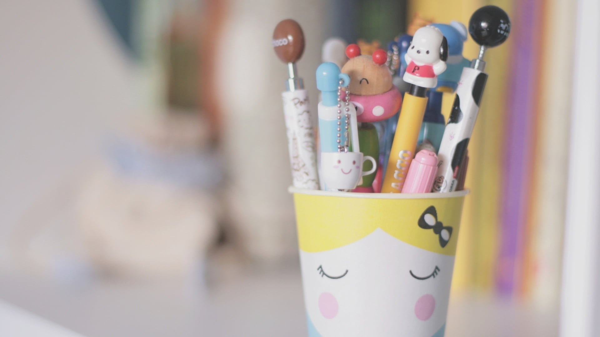 selective focus, no People, creativity, food, stand, fun, color Image, art and craft, celebration, pen, still life, desk organizer, variation, close-up, HD Wallpaper