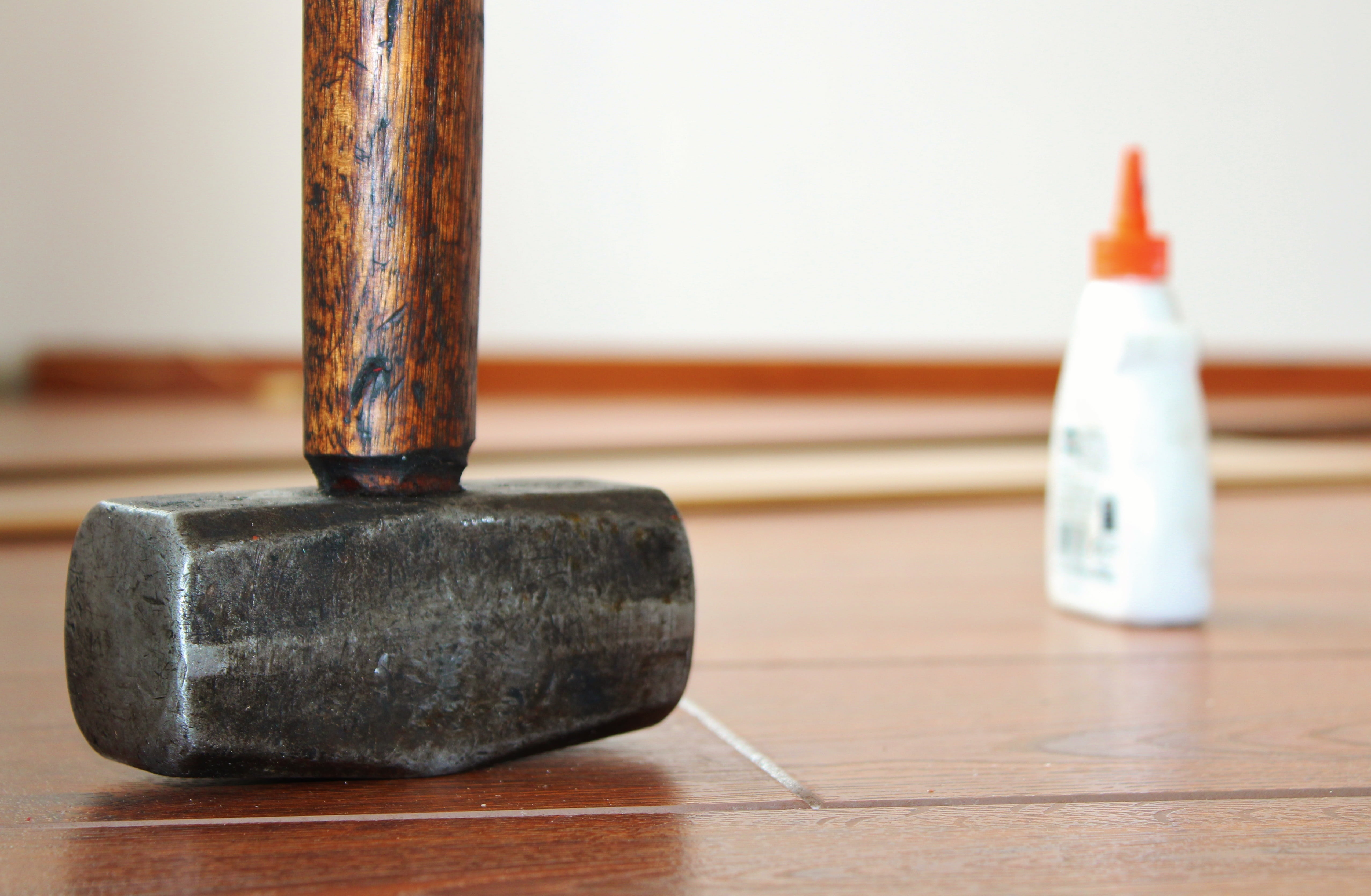 healthcare and medicine, mallet, brown, indoors, furniture, gray, wood - Material, embarrassed, hammer, single object, ink, technology, equipment, calligraphy, HD Wallpaper